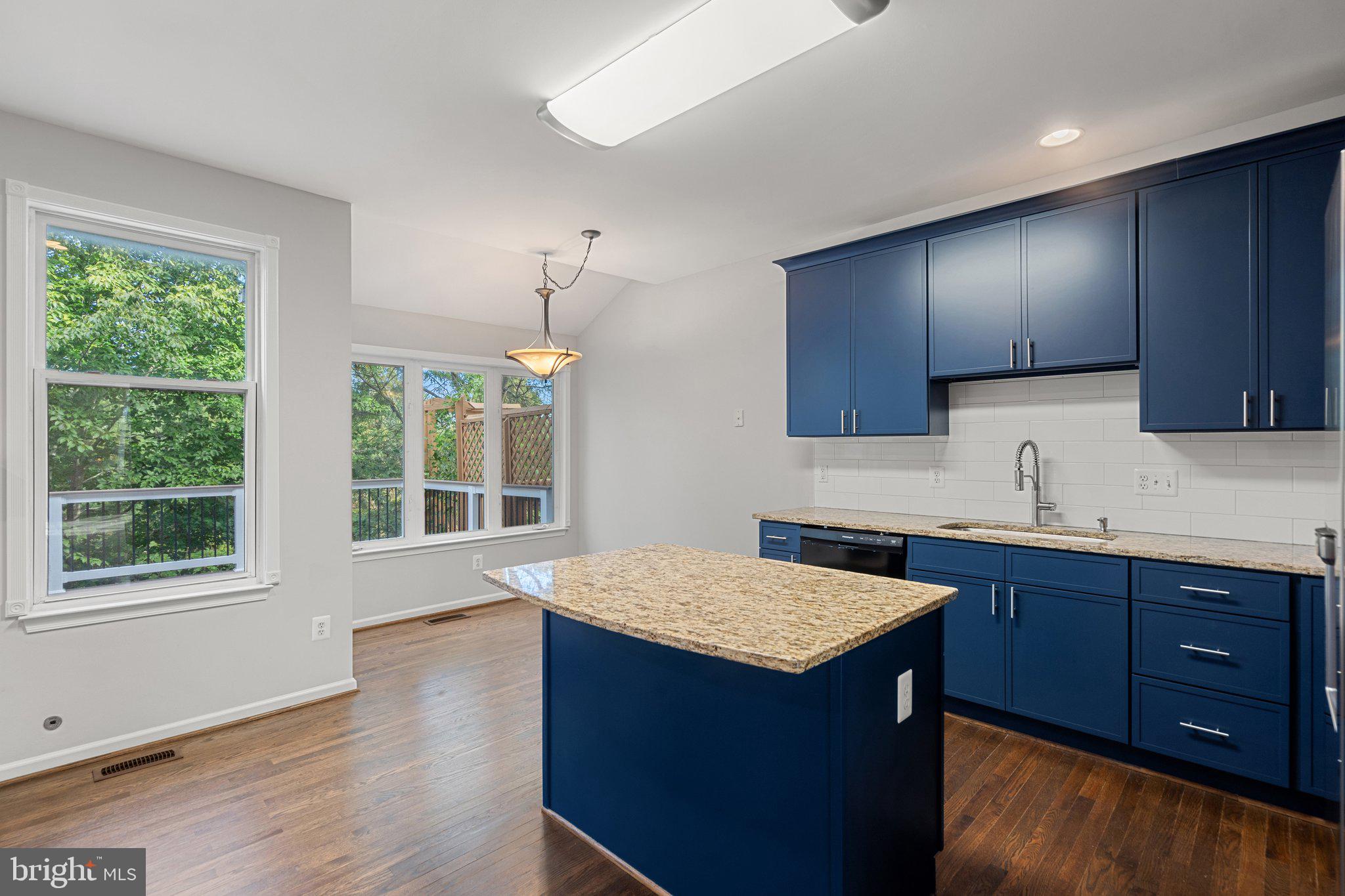 FARMWELL HUNT - Residential