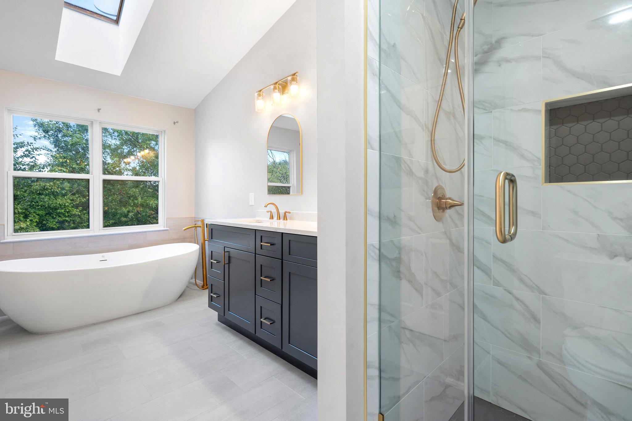 FARMWELL HUNT - Residential