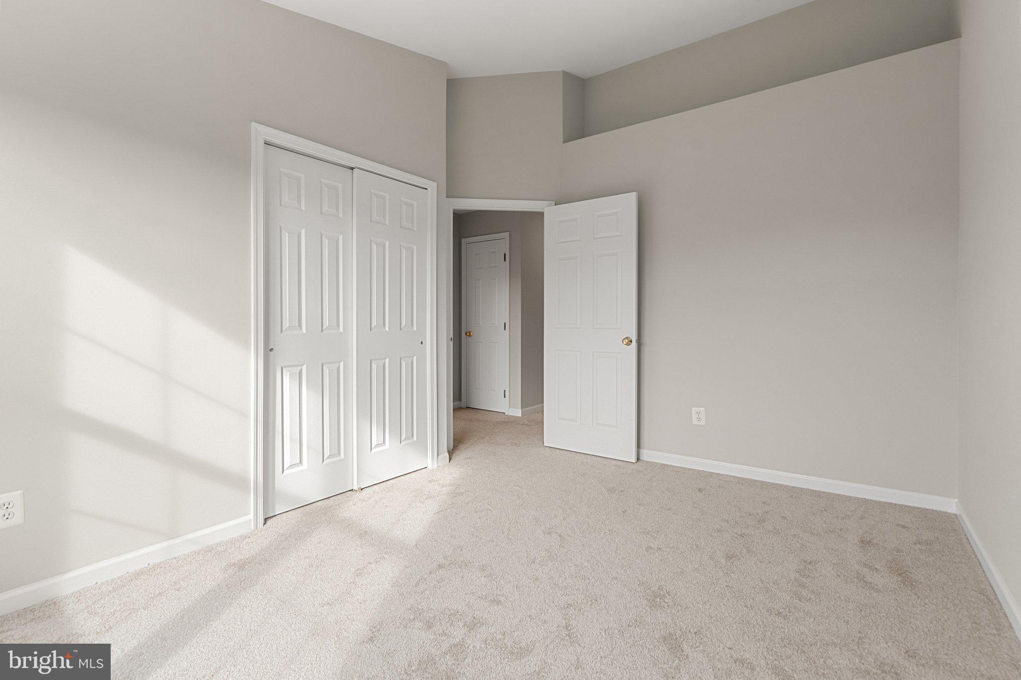 FARMWELL HUNT - Residential