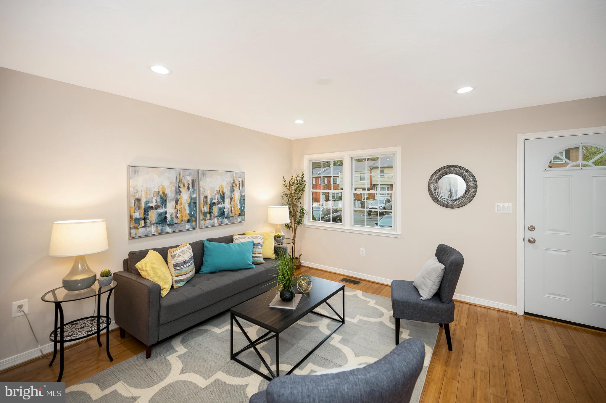 DALE CITY - Residential