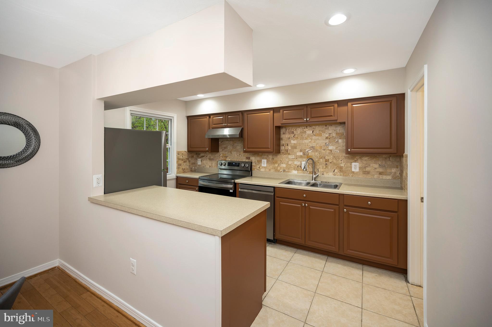 DALE CITY - Residential