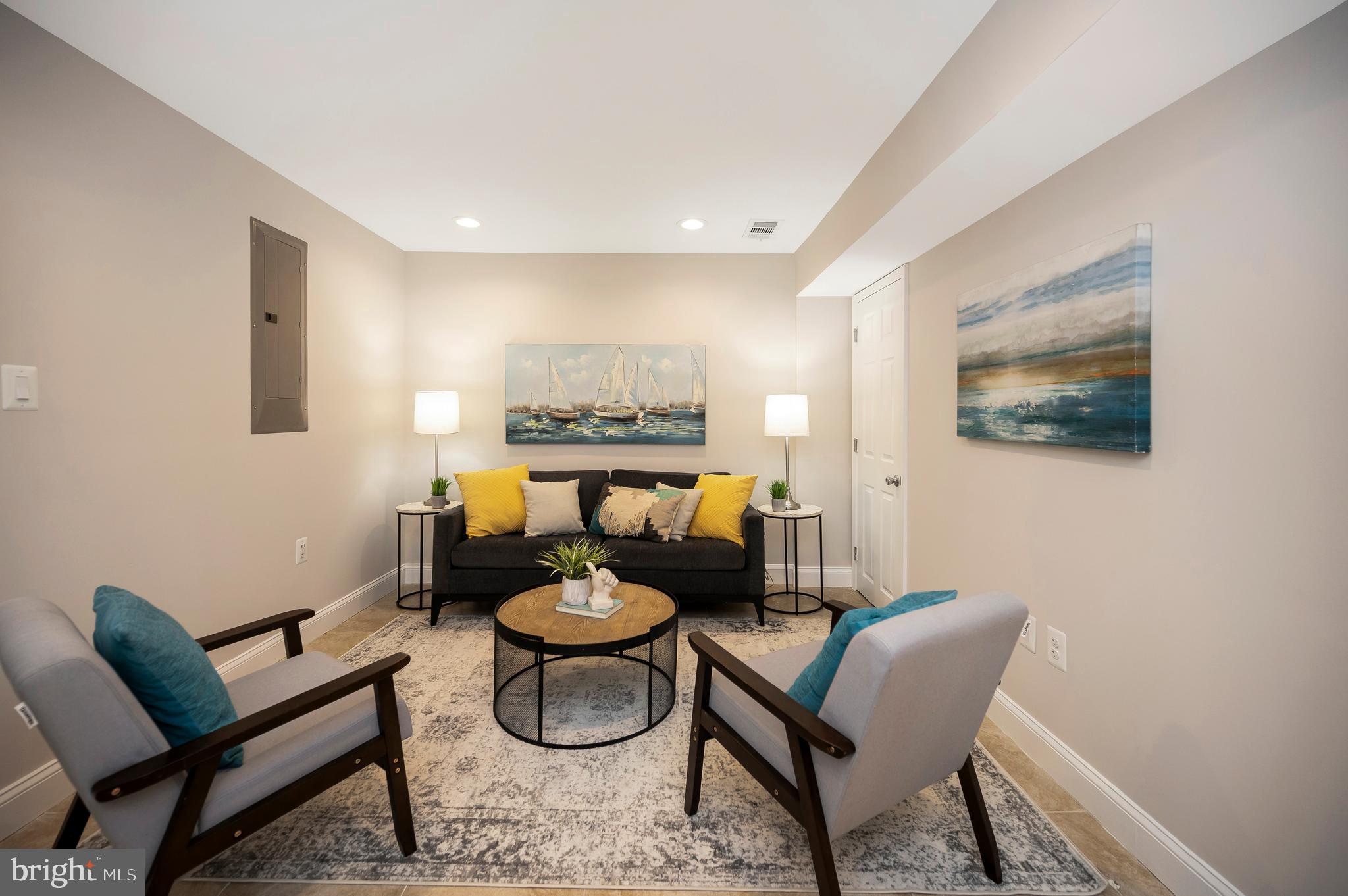 DALE CITY - Residential