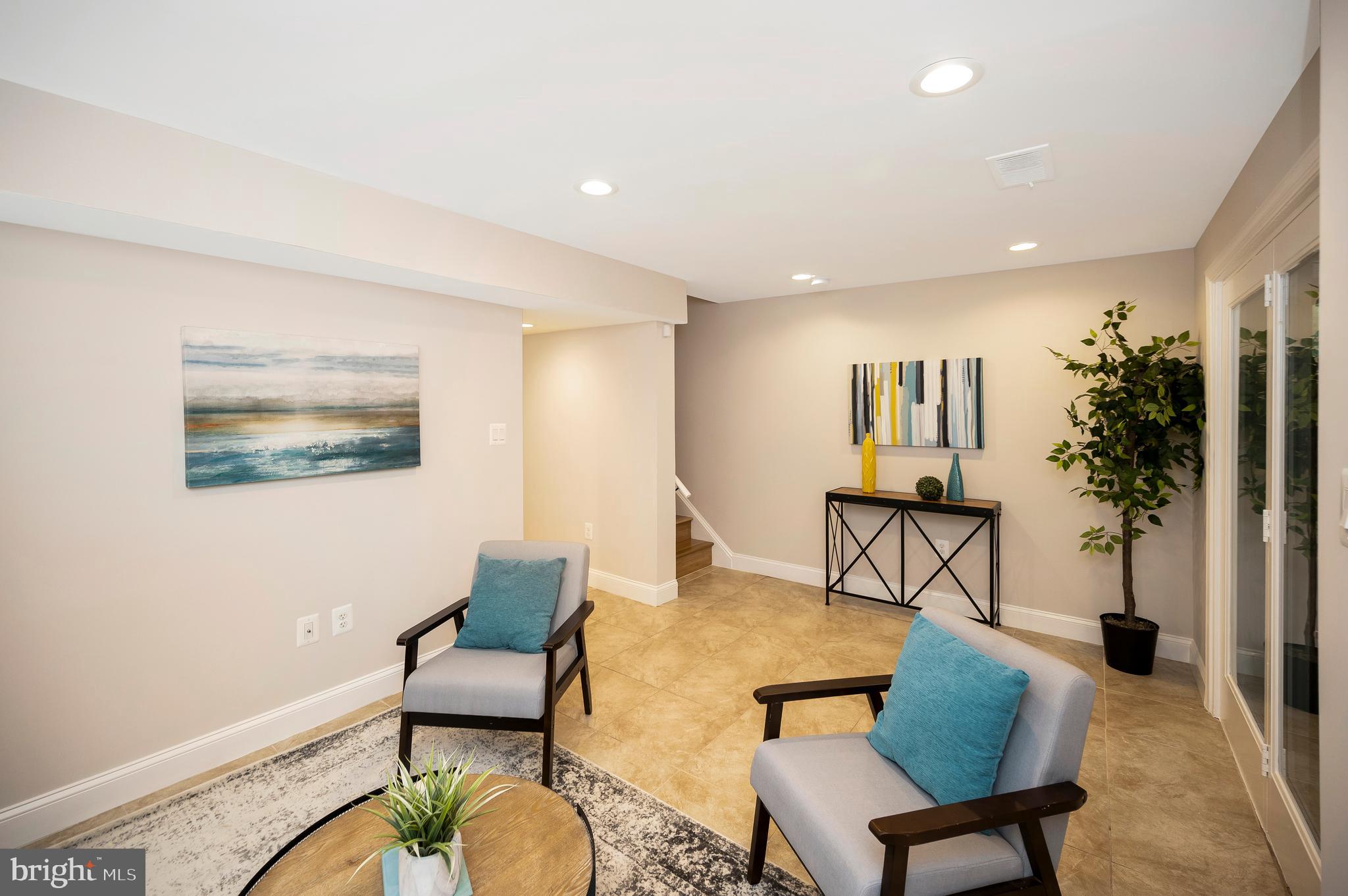 DALE CITY - Residential