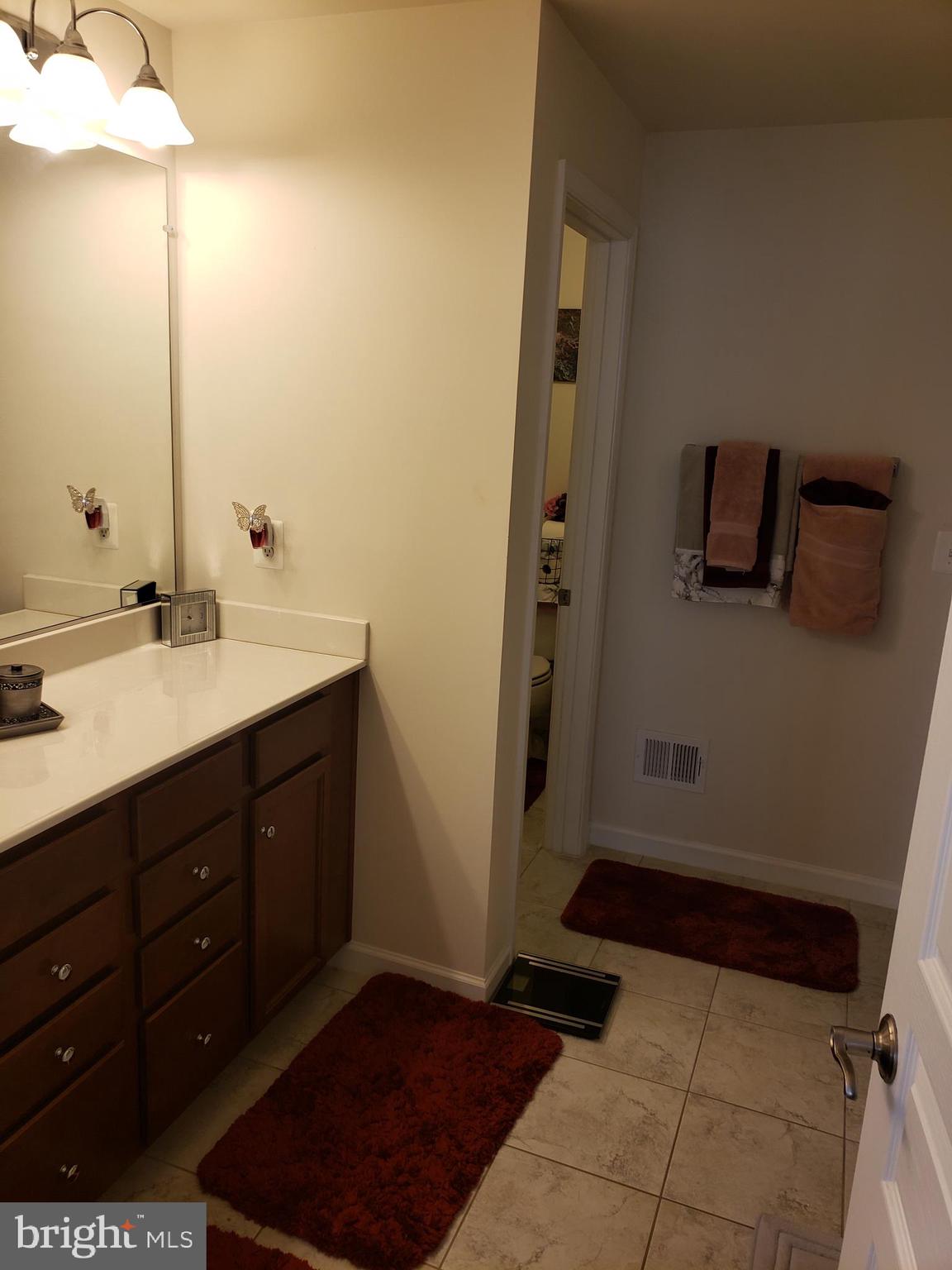 CHESTERFIELD - Residential Lease