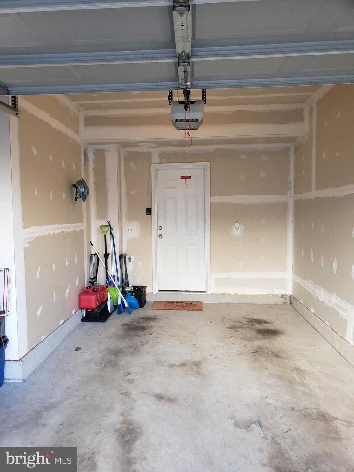 CHESTERFIELD - Residential Lease