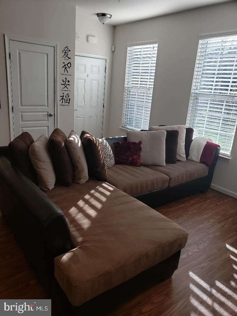 CHESTERFIELD - Residential Lease