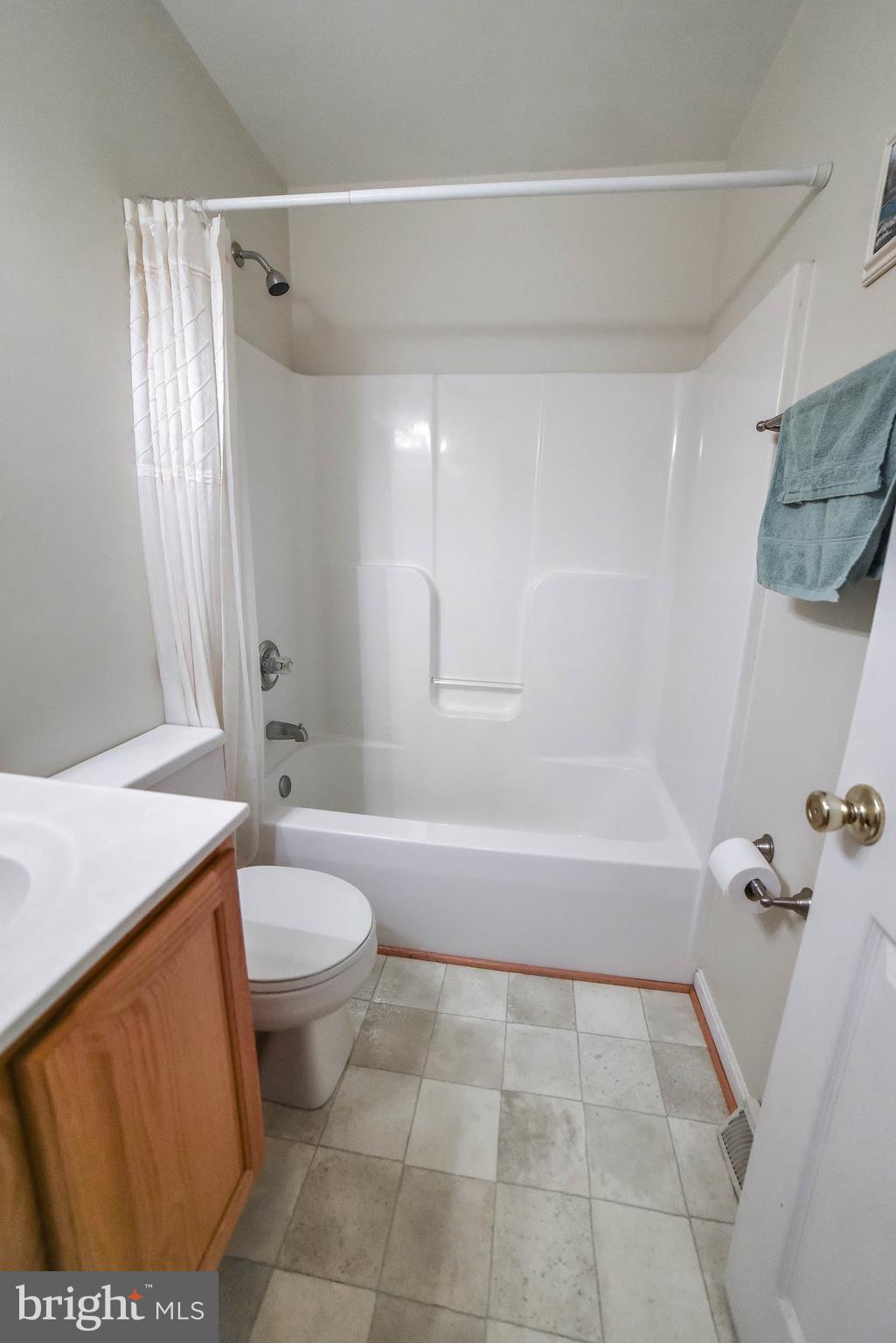 RED HILL - Residential