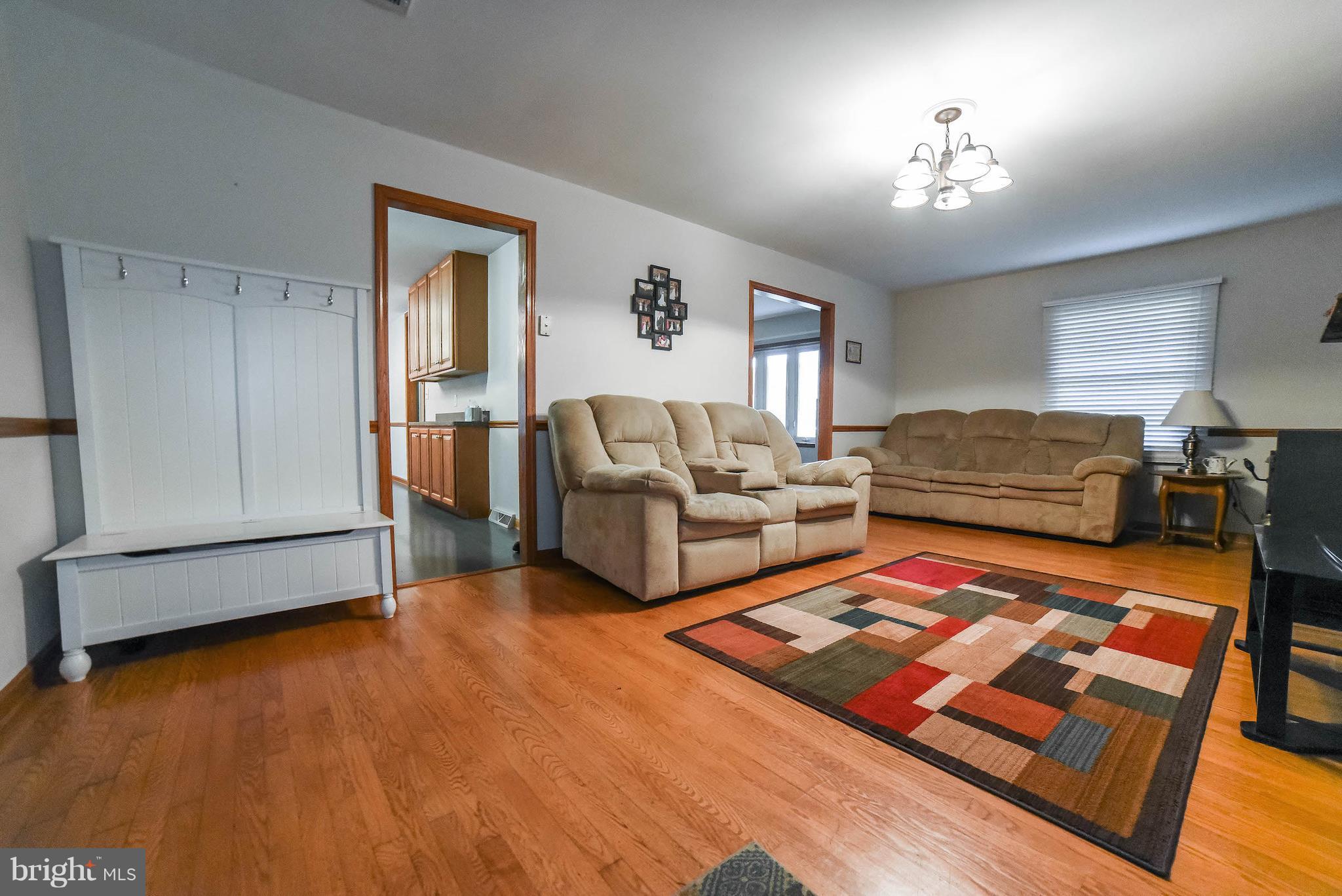 RED HILL - Residential