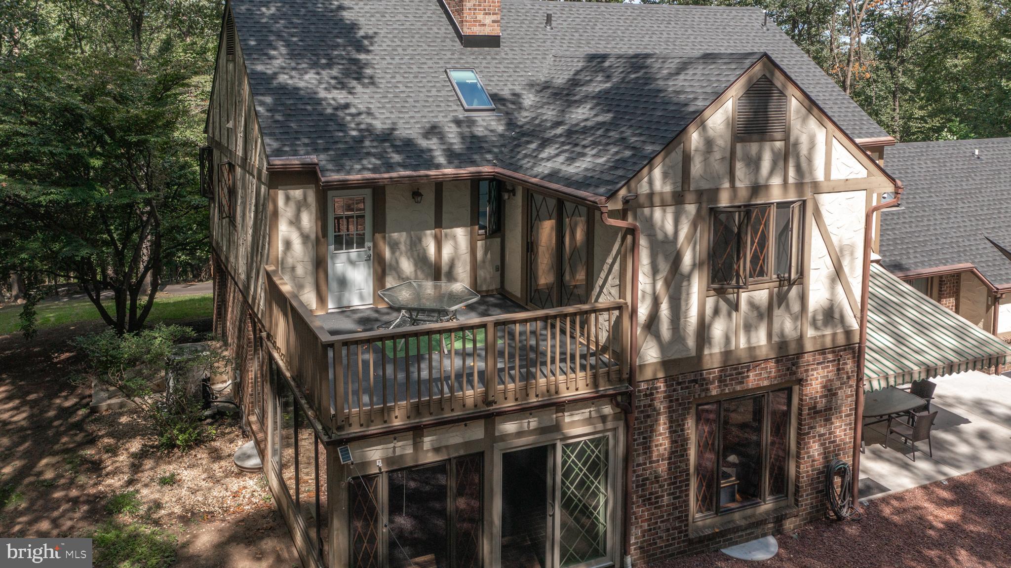 ANGELICA WOODS - Residential