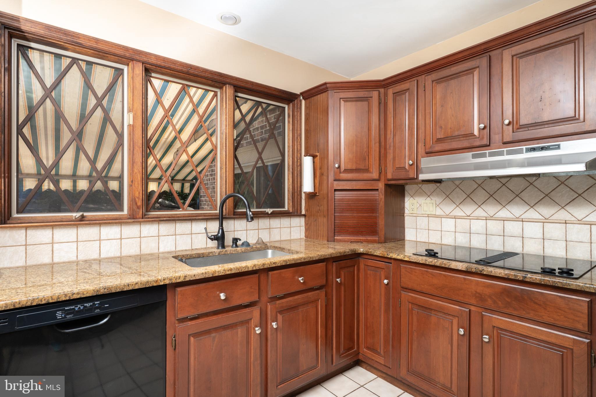 ANGELICA WOODS - Residential