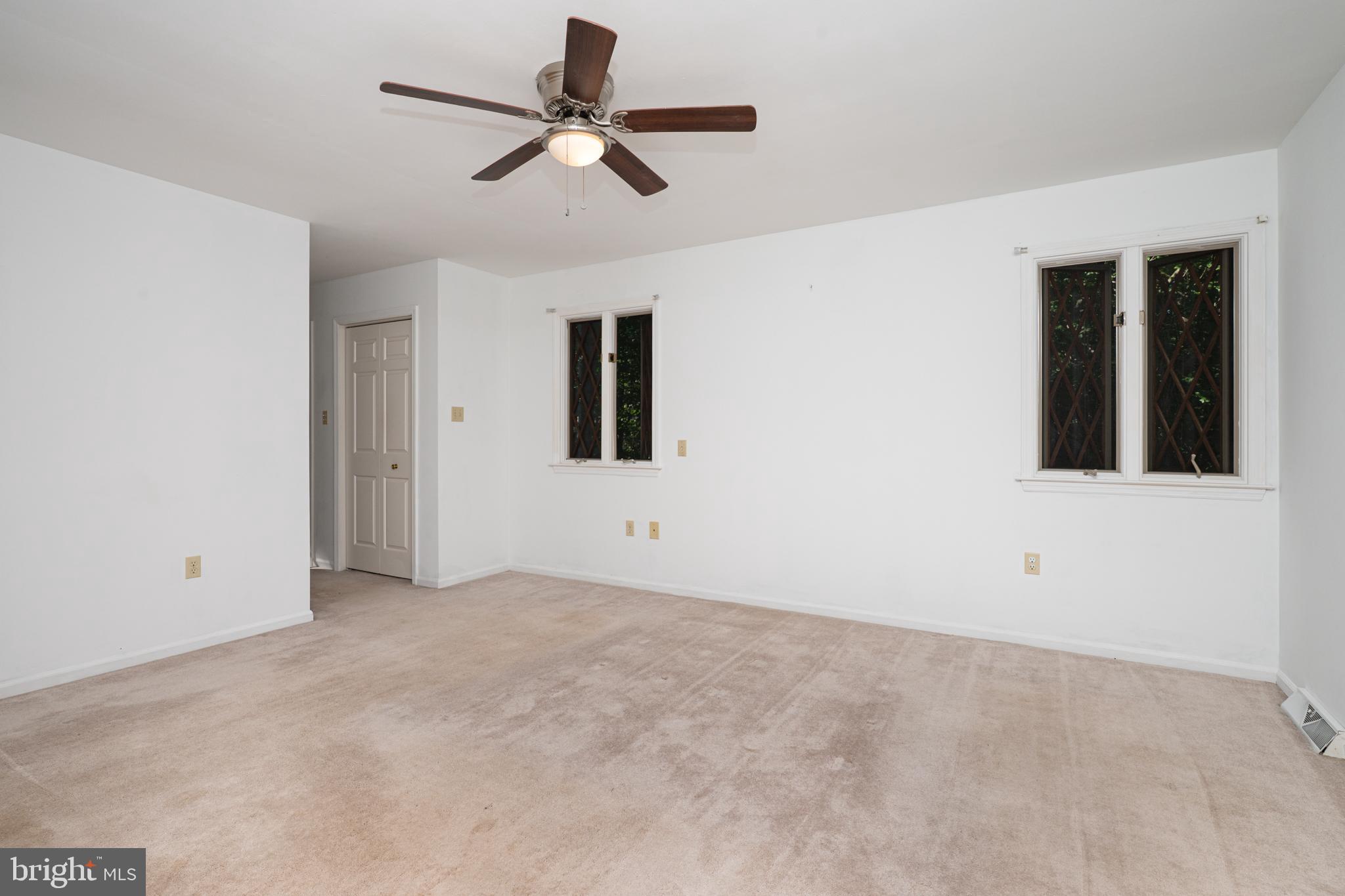 ANGELICA WOODS - Residential