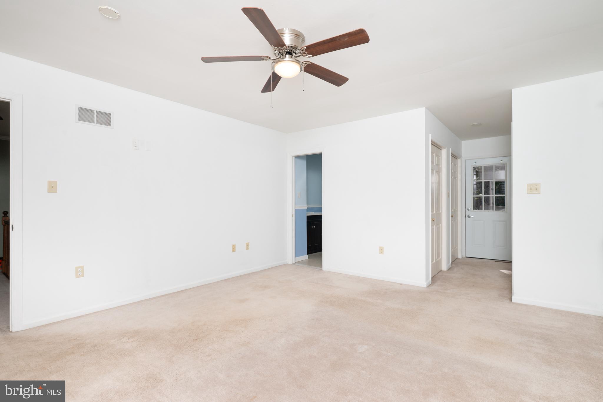 ANGELICA WOODS - Residential