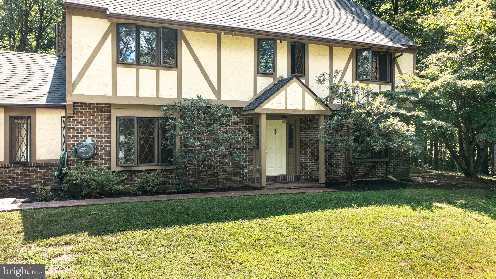 ANGELICA WOODS - Residential