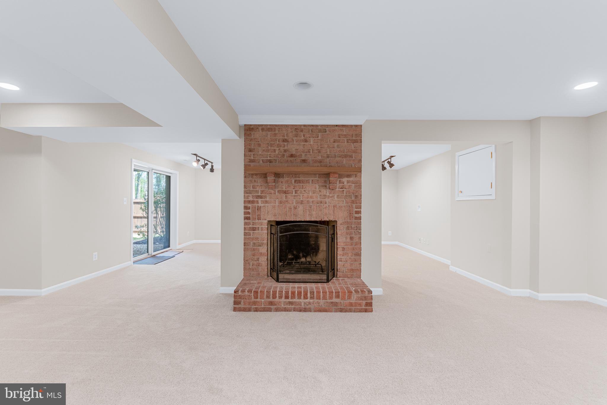 PLAINFIELD ORCHARDS - Residential