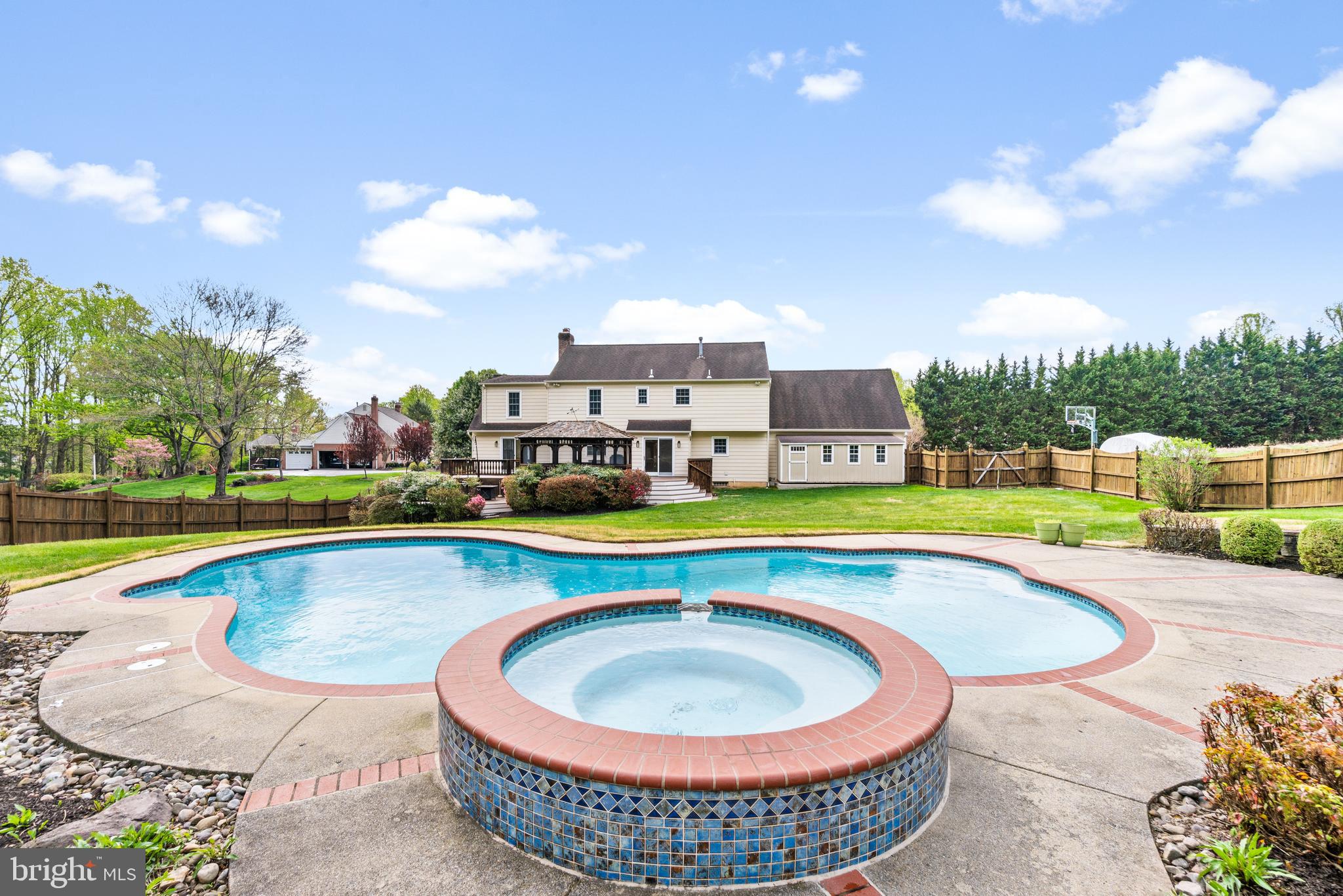 PLAINFIELD ORCHARDS - Residential