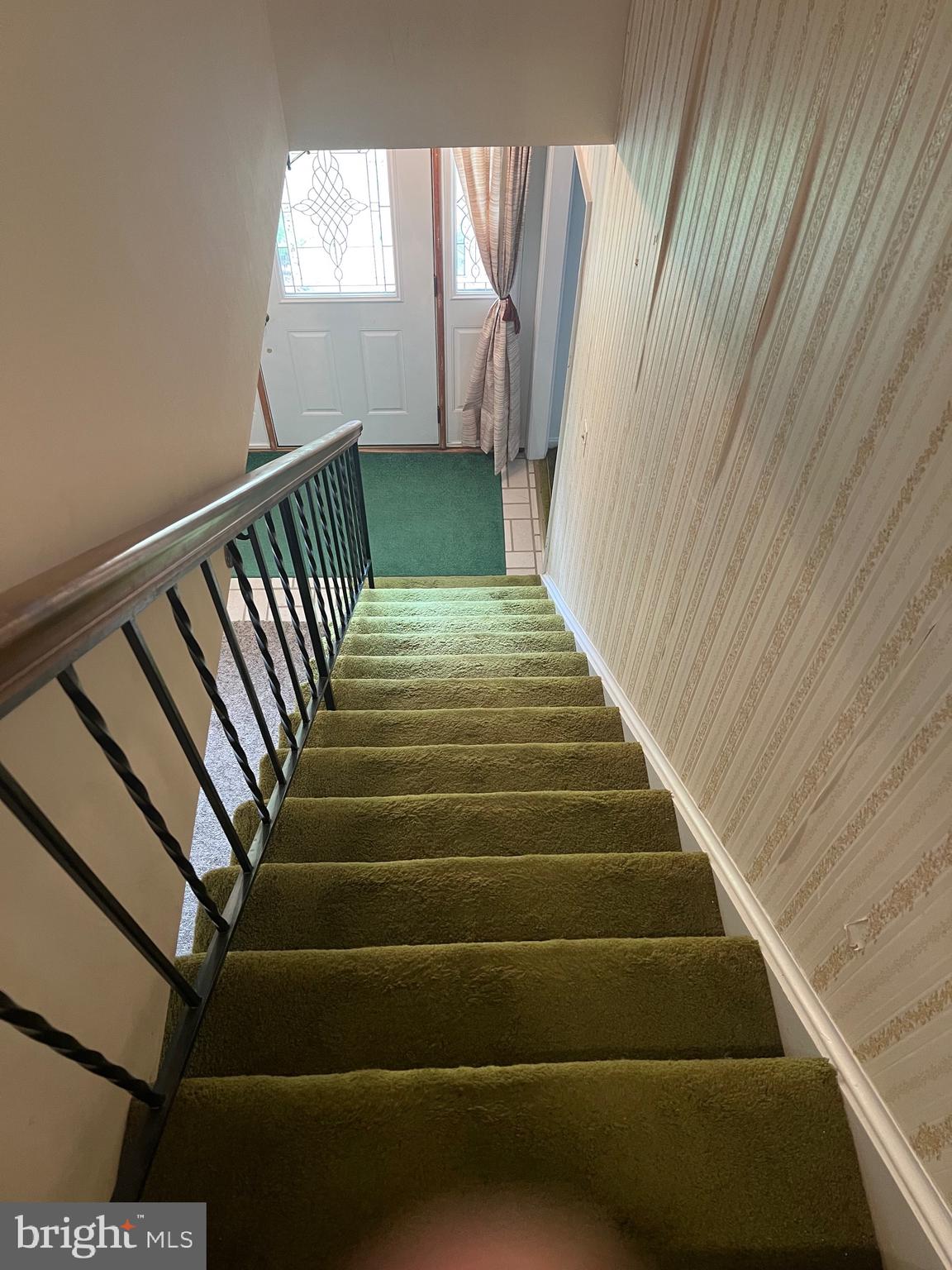 KNOLLAND - Residential