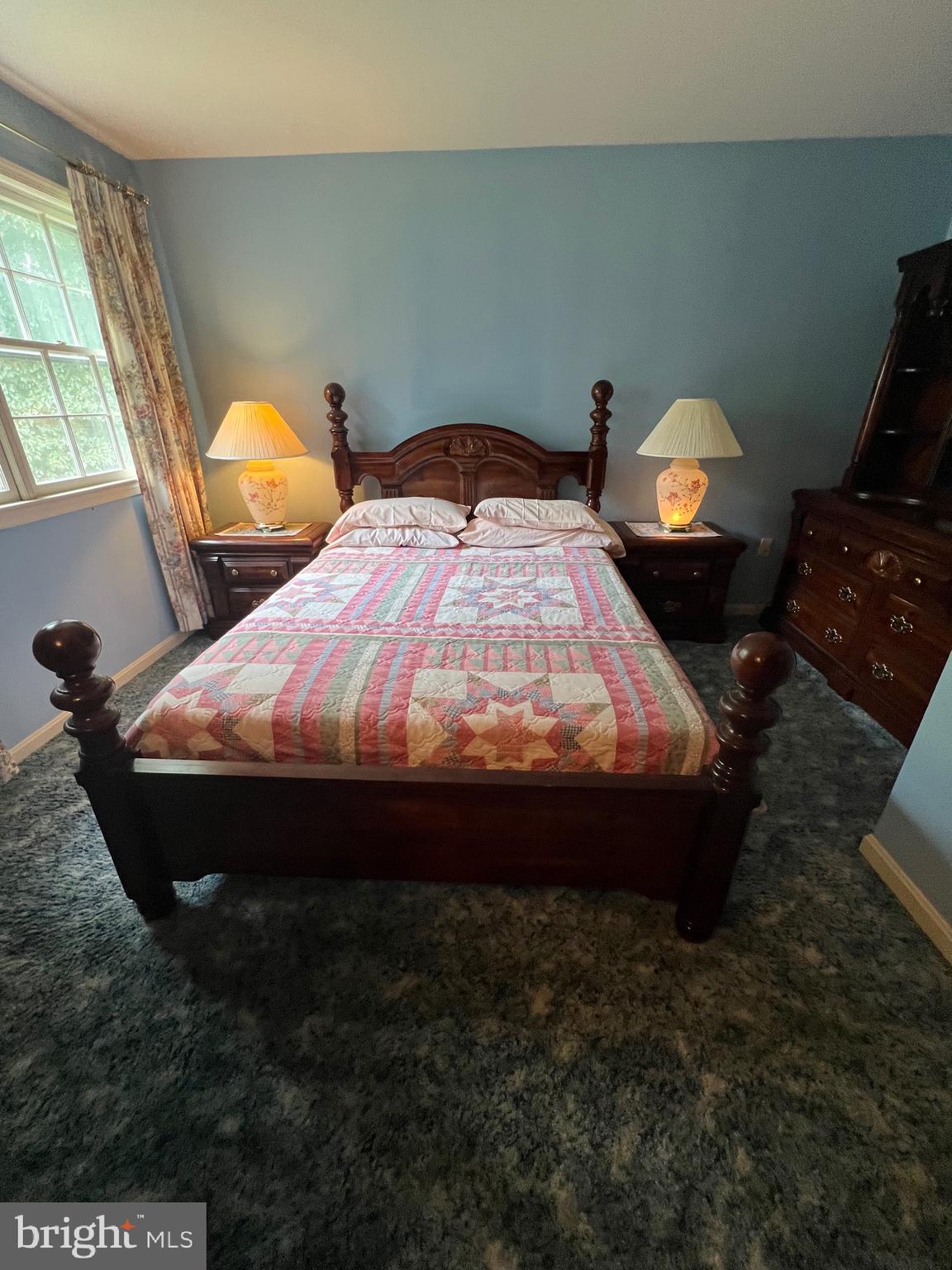 KNOLLAND - Residential