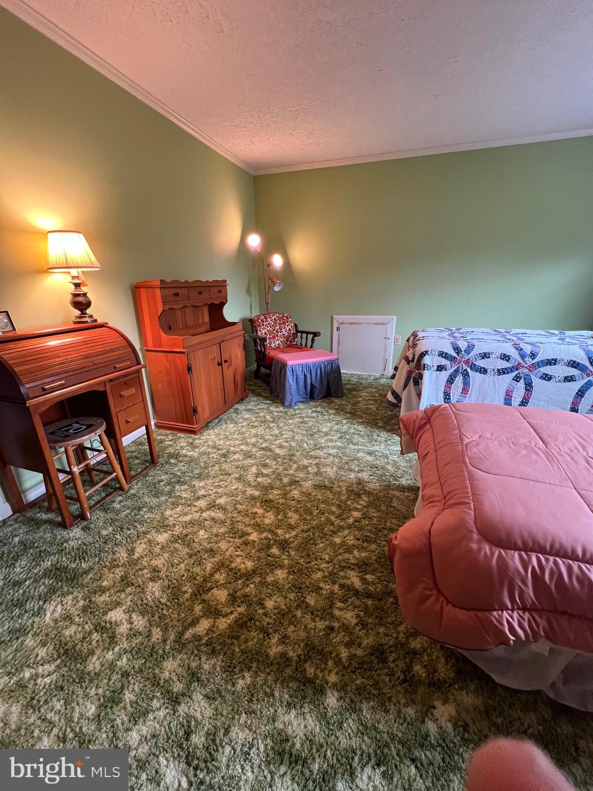 KNOLLAND - Residential