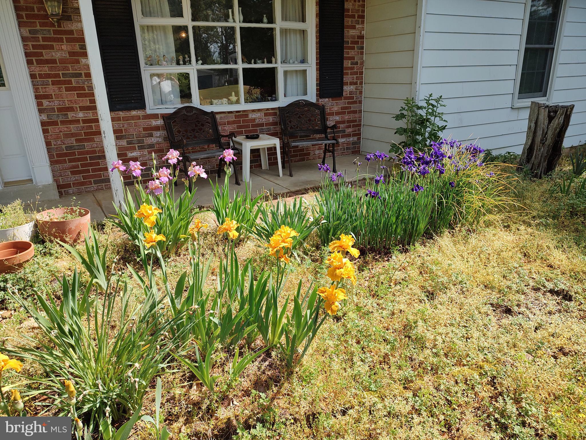 KNOLLAND - Residential