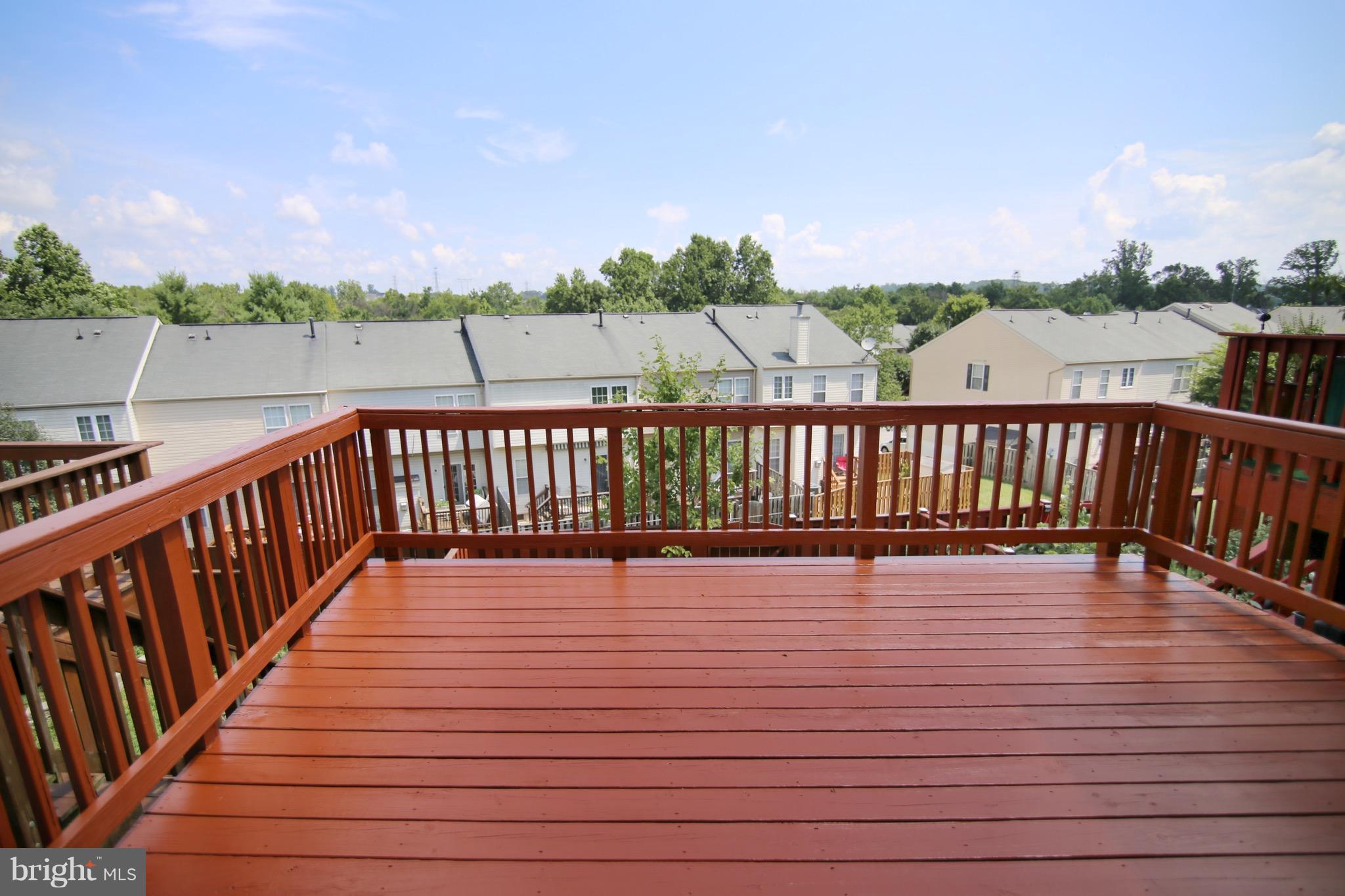 RIVER OAKS - Residential