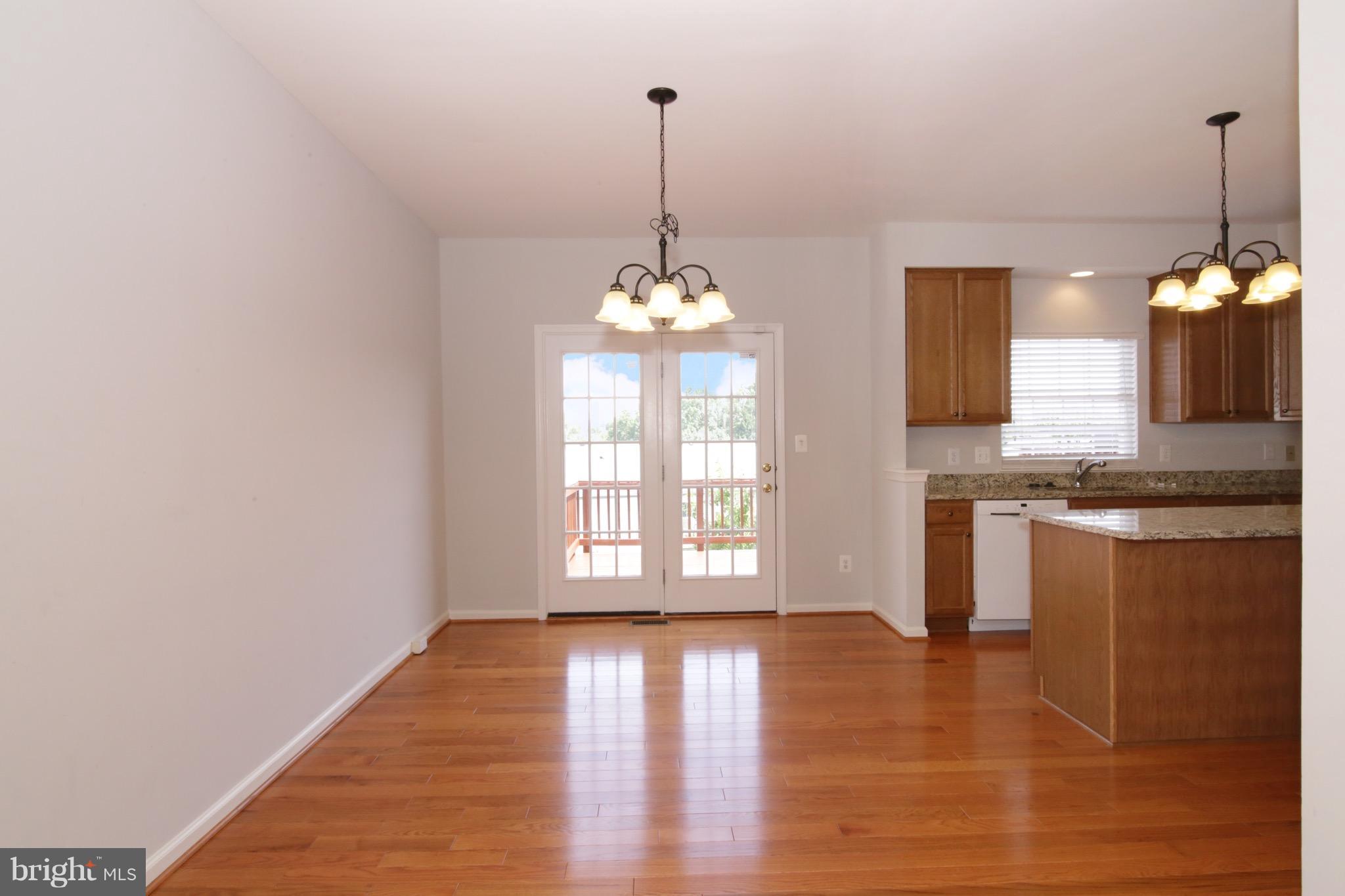 RIVER OAKS - Residential