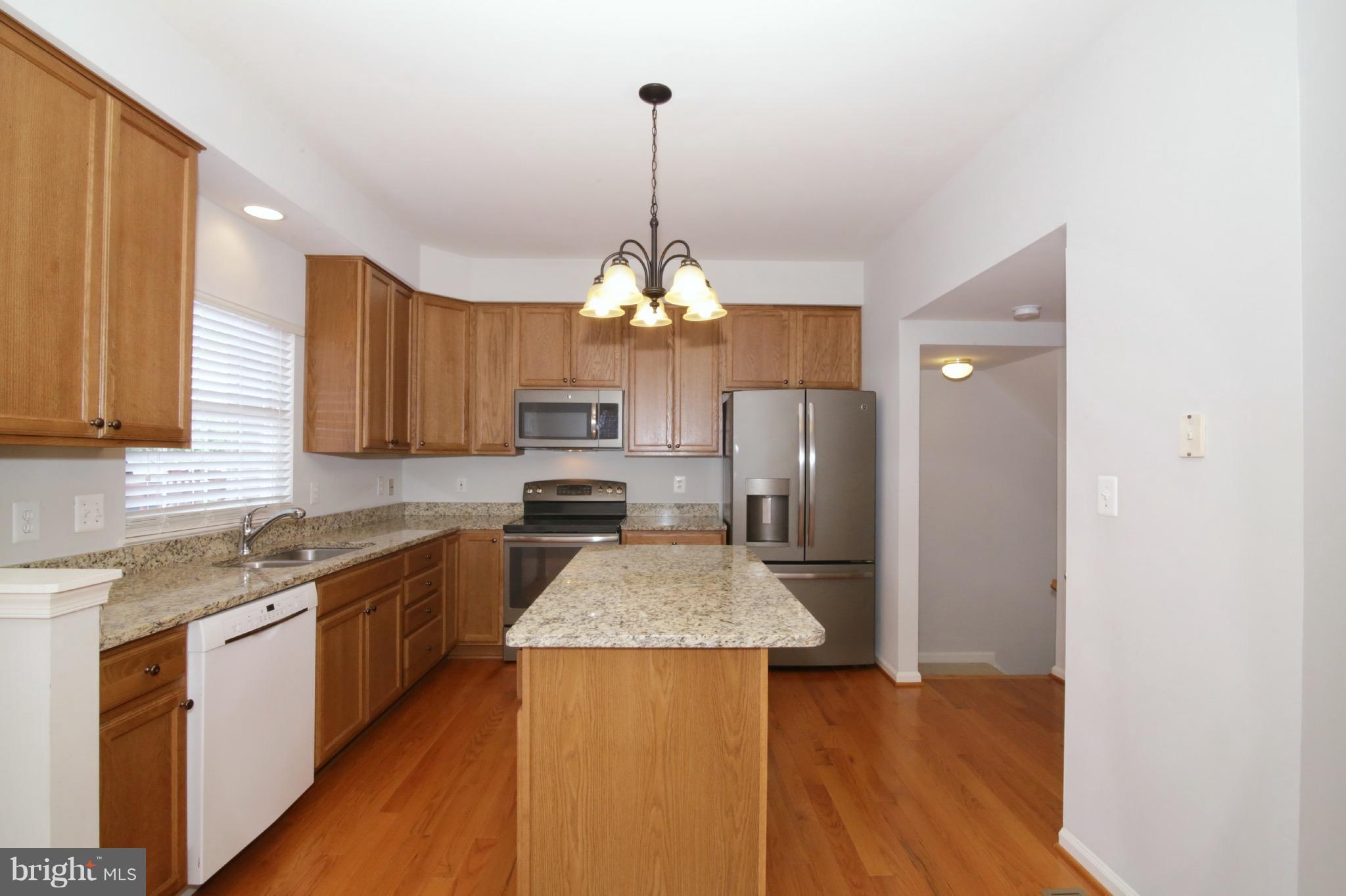 RIVER OAKS - Residential