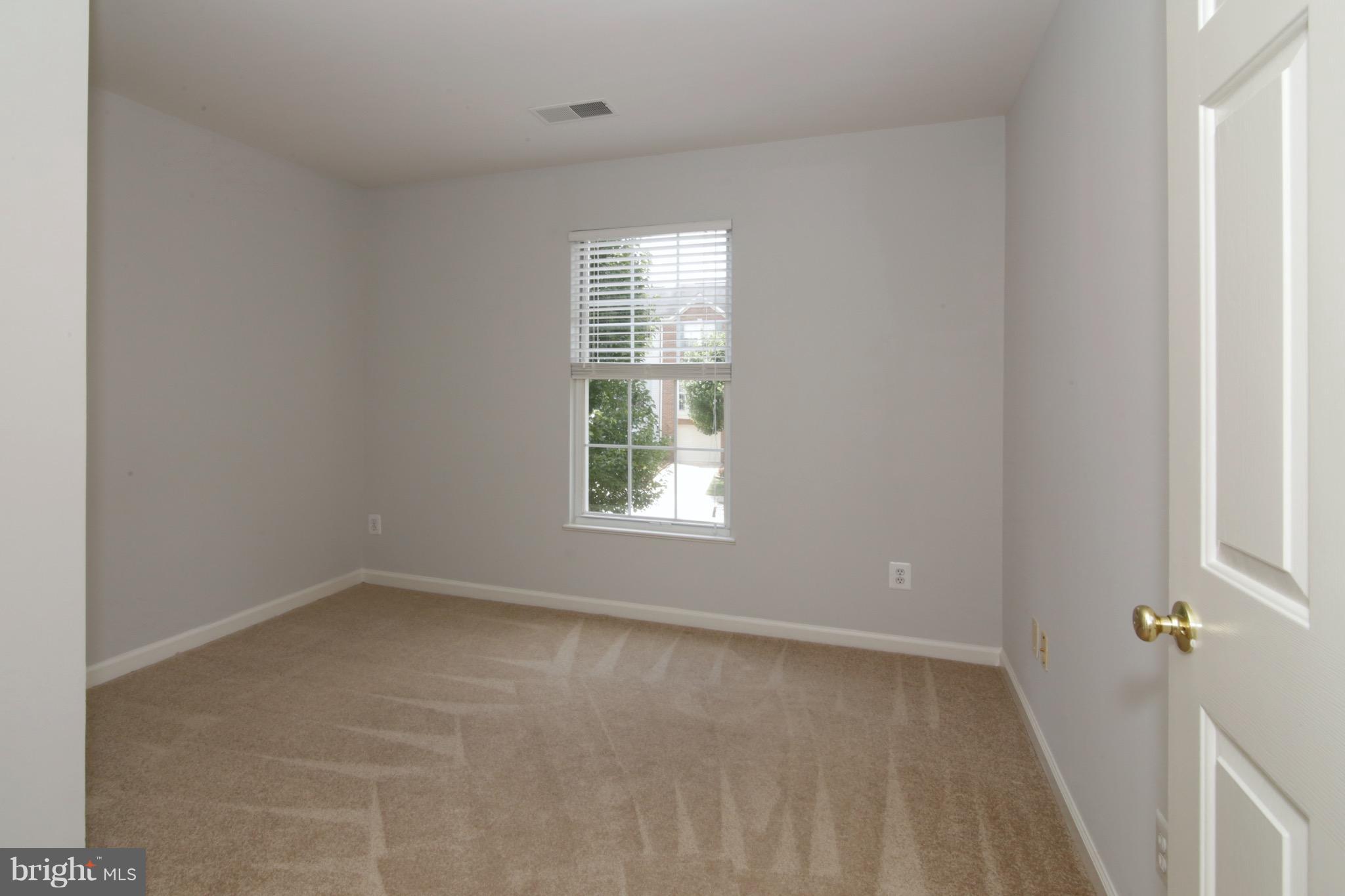 RIVER OAKS - Residential