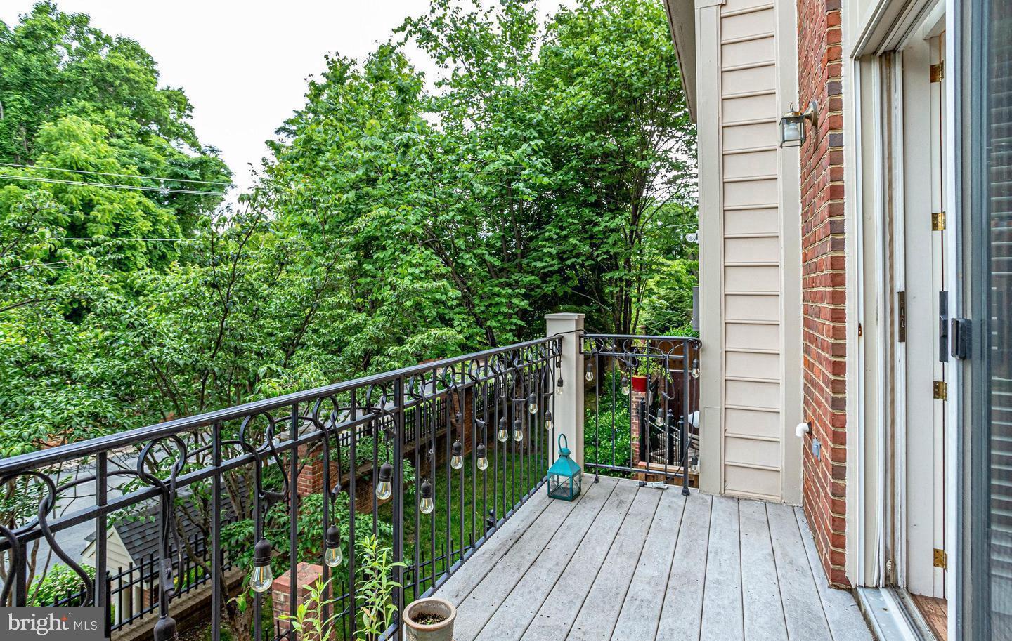 HUNTING RIDGE - Residential Lease