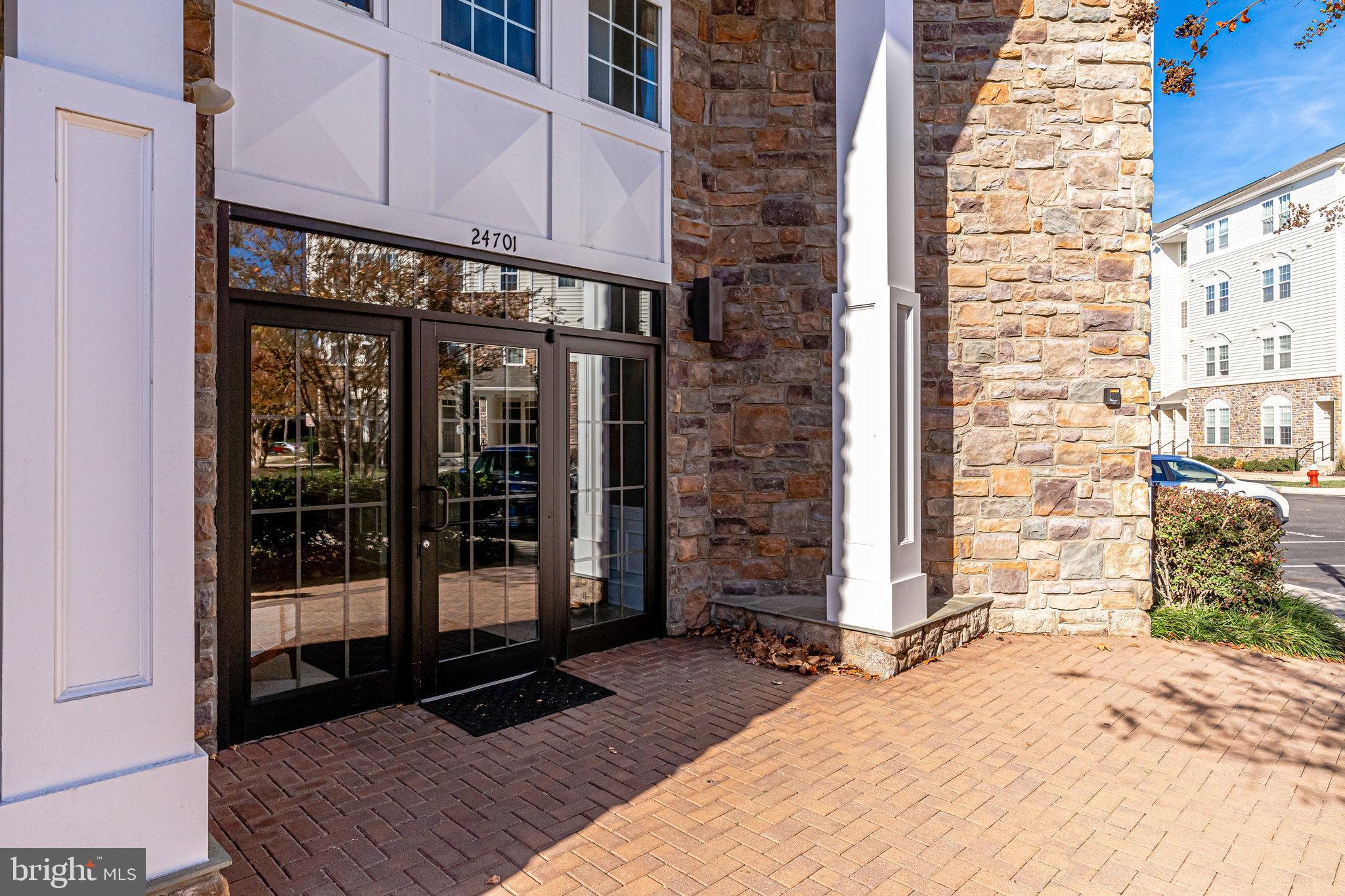 MERCER PARK CONDOMINIUM - Residential