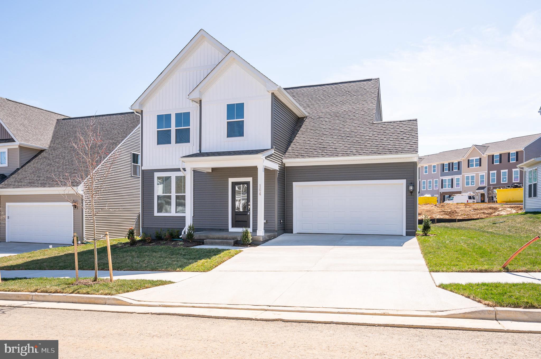 PRESIDENTS POINTE - Residential Lease