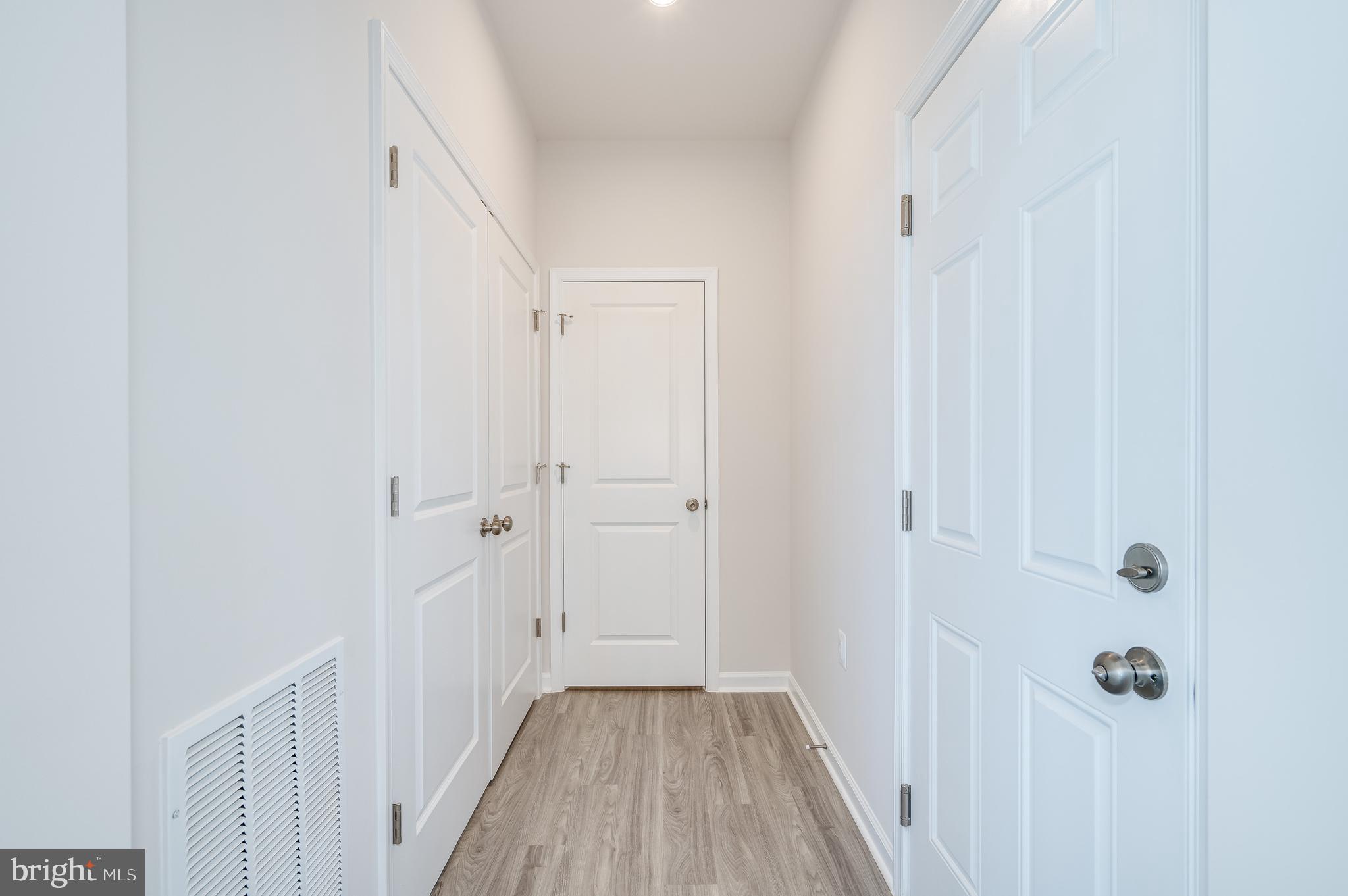 PRESIDENTS POINTE - Residential Lease