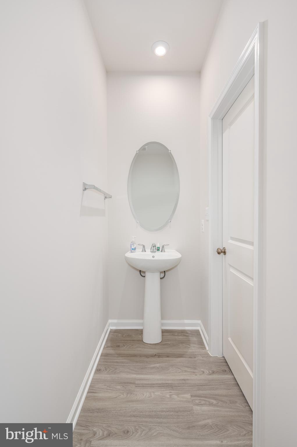 PRESIDENTS POINTE - Residential Lease