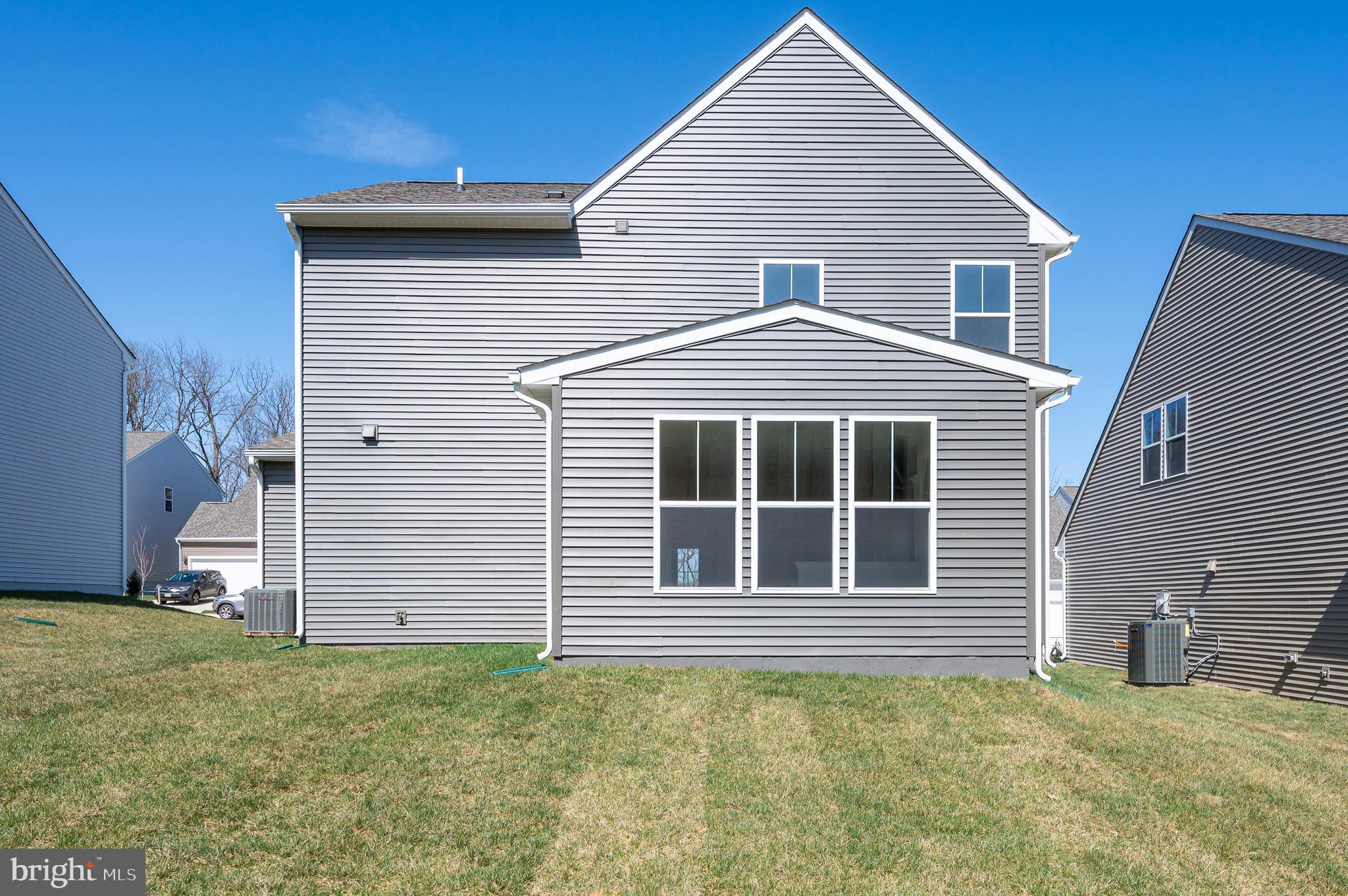 PRESIDENTS POINTE - Residential Lease