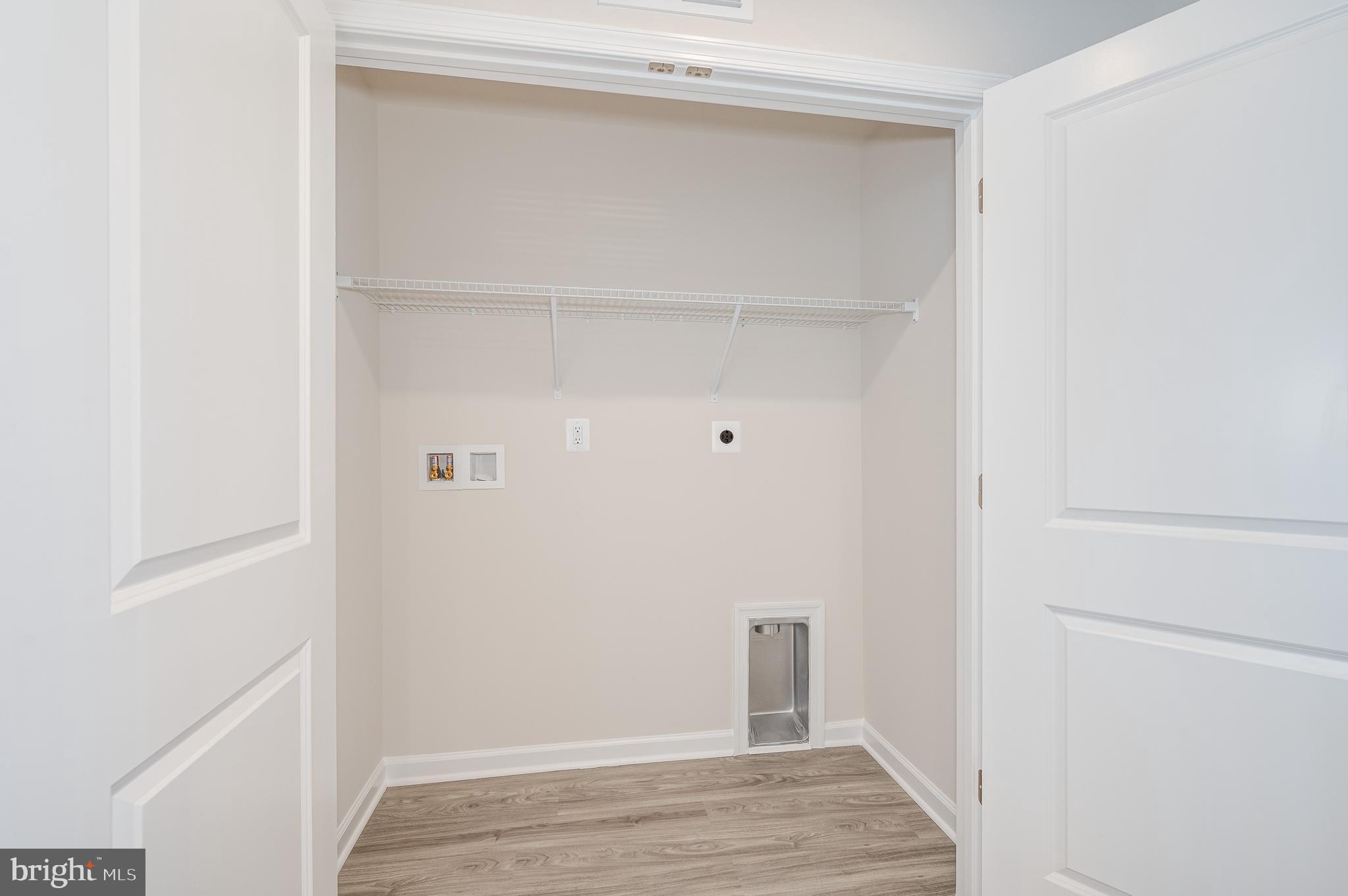 PRESIDENTS POINTE - Residential Lease