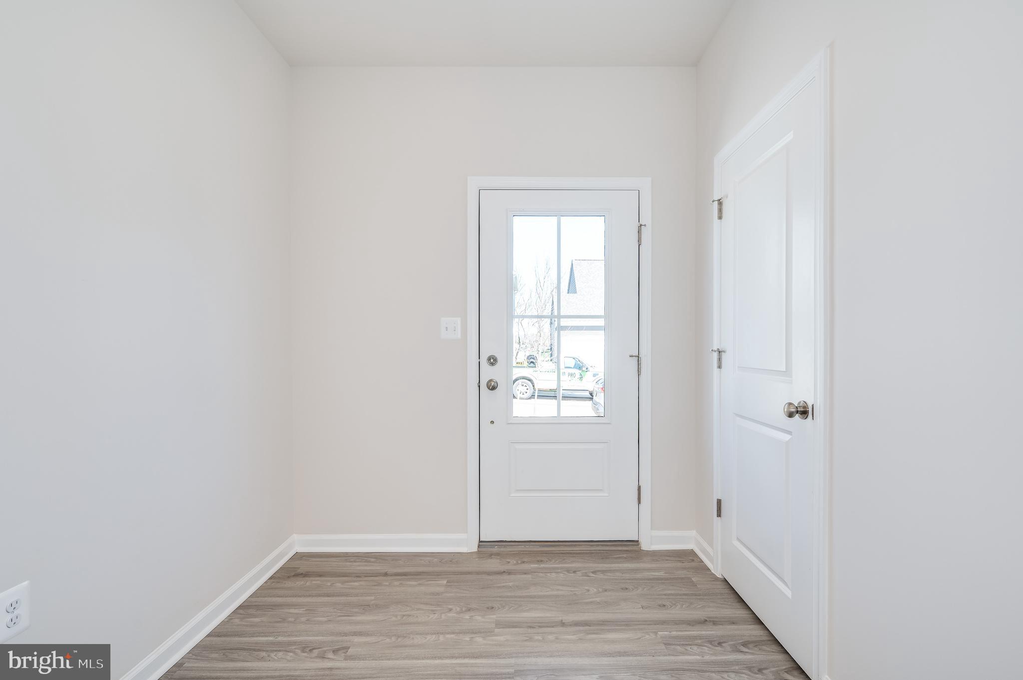 PRESIDENTS POINTE - Residential Lease