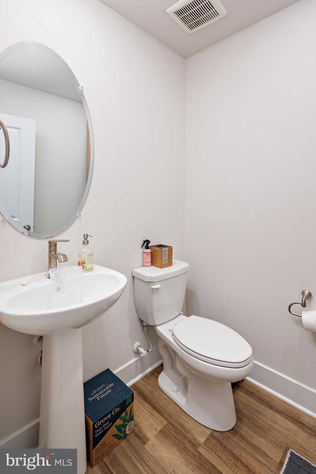 TANYARD SHORES - Residential Lease