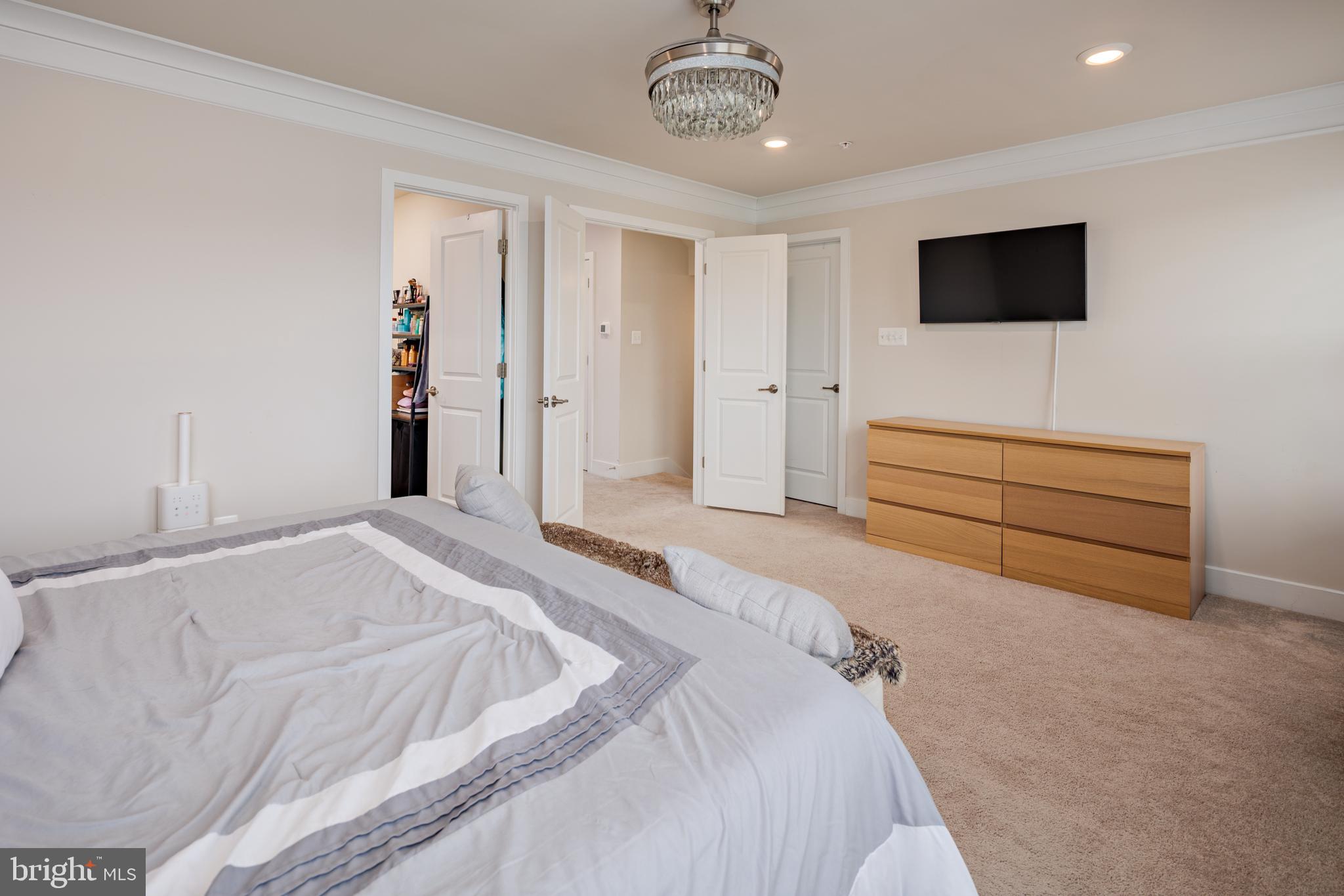 TANYARD SHORES - Residential Lease