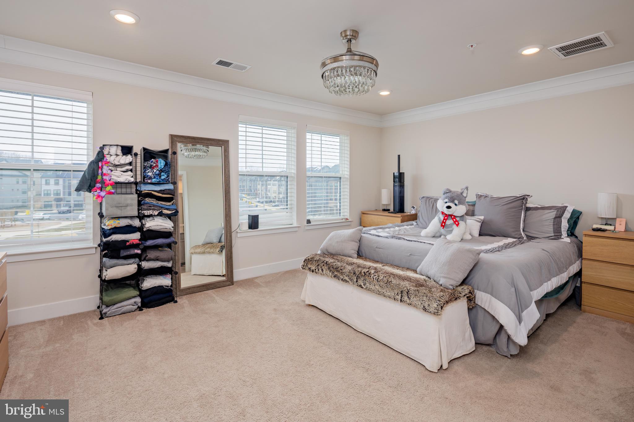 TANYARD SHORES - Residential Lease