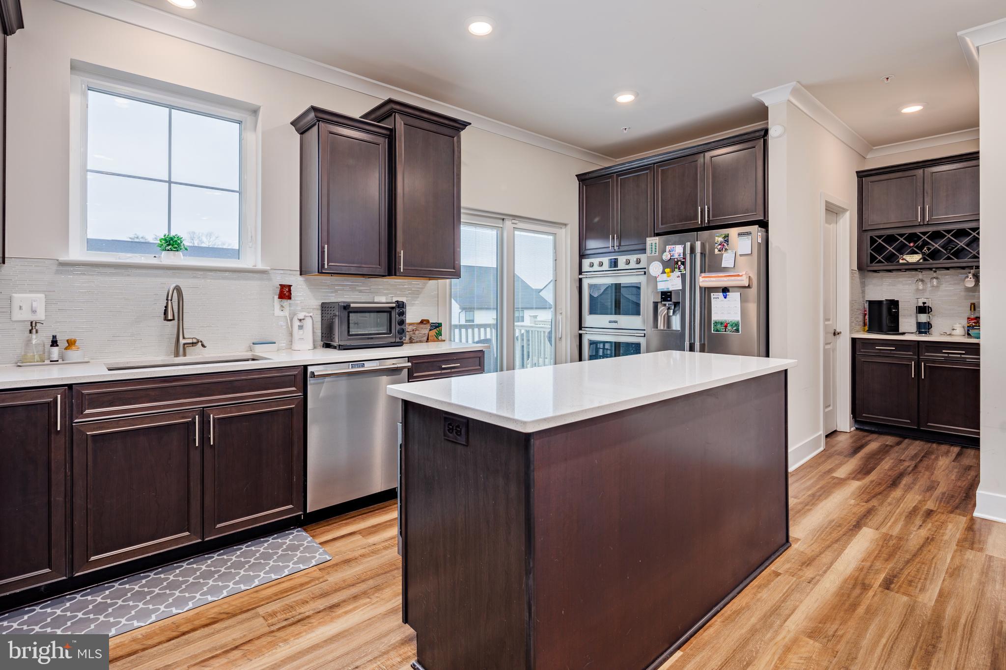 TANYARD SHORES - Residential Lease