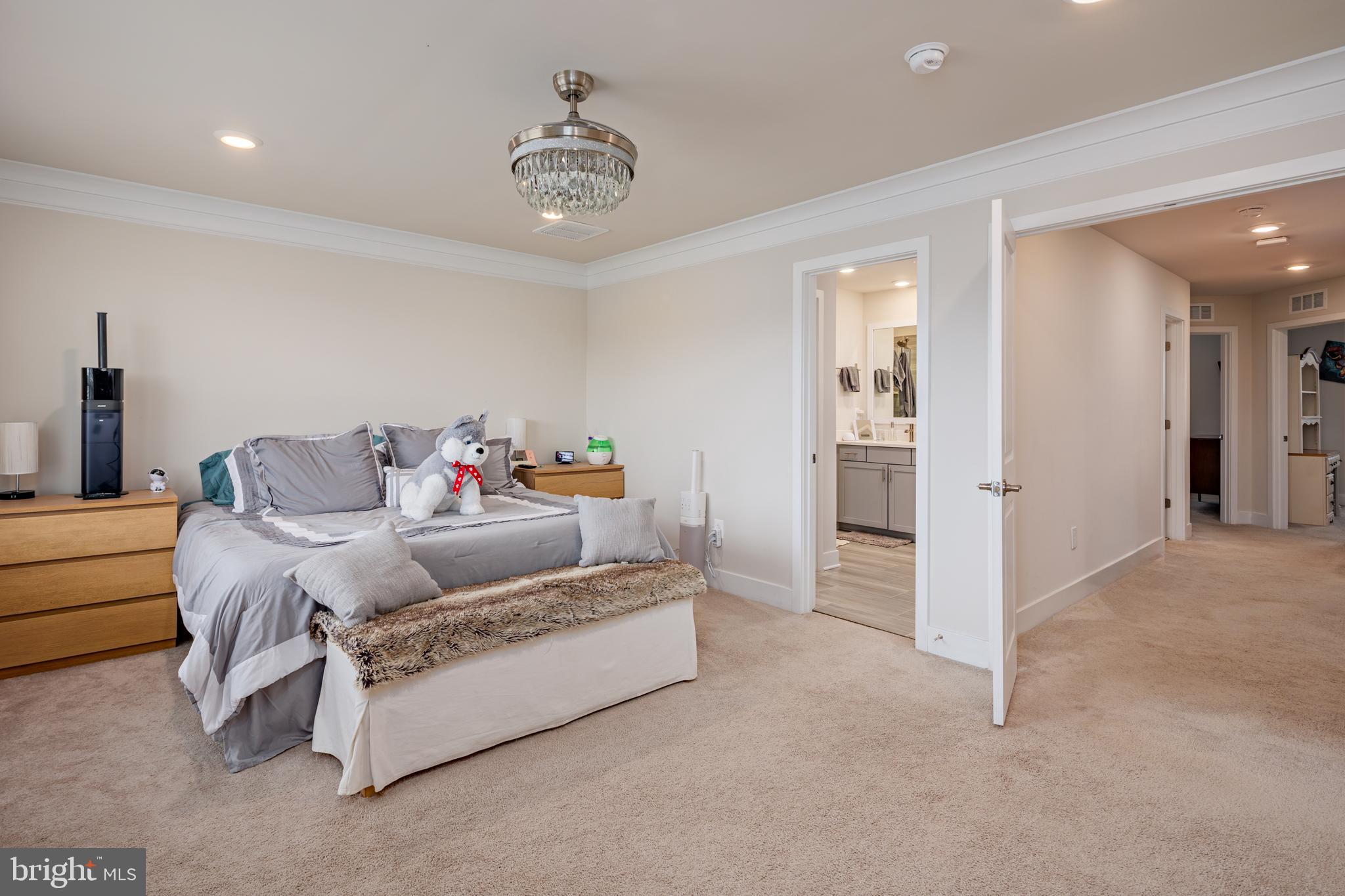 TANYARD SHORES - Residential Lease