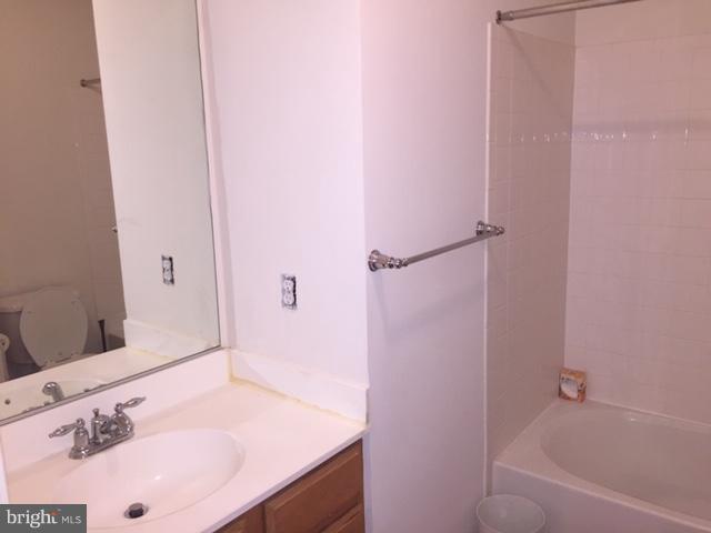 VILLAGES OF DORCHESTER - Residential Lease