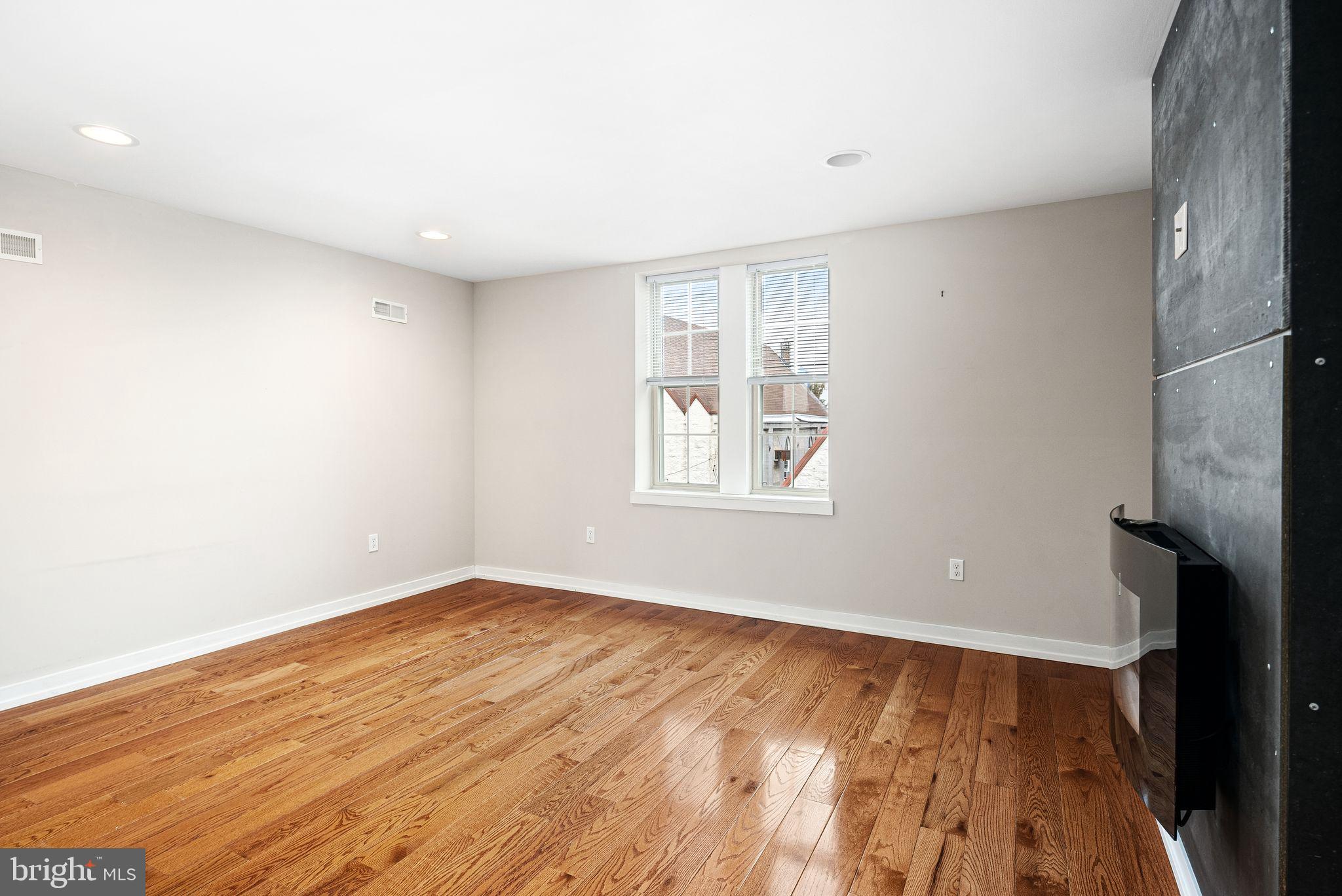 NEWBOLD - Residential