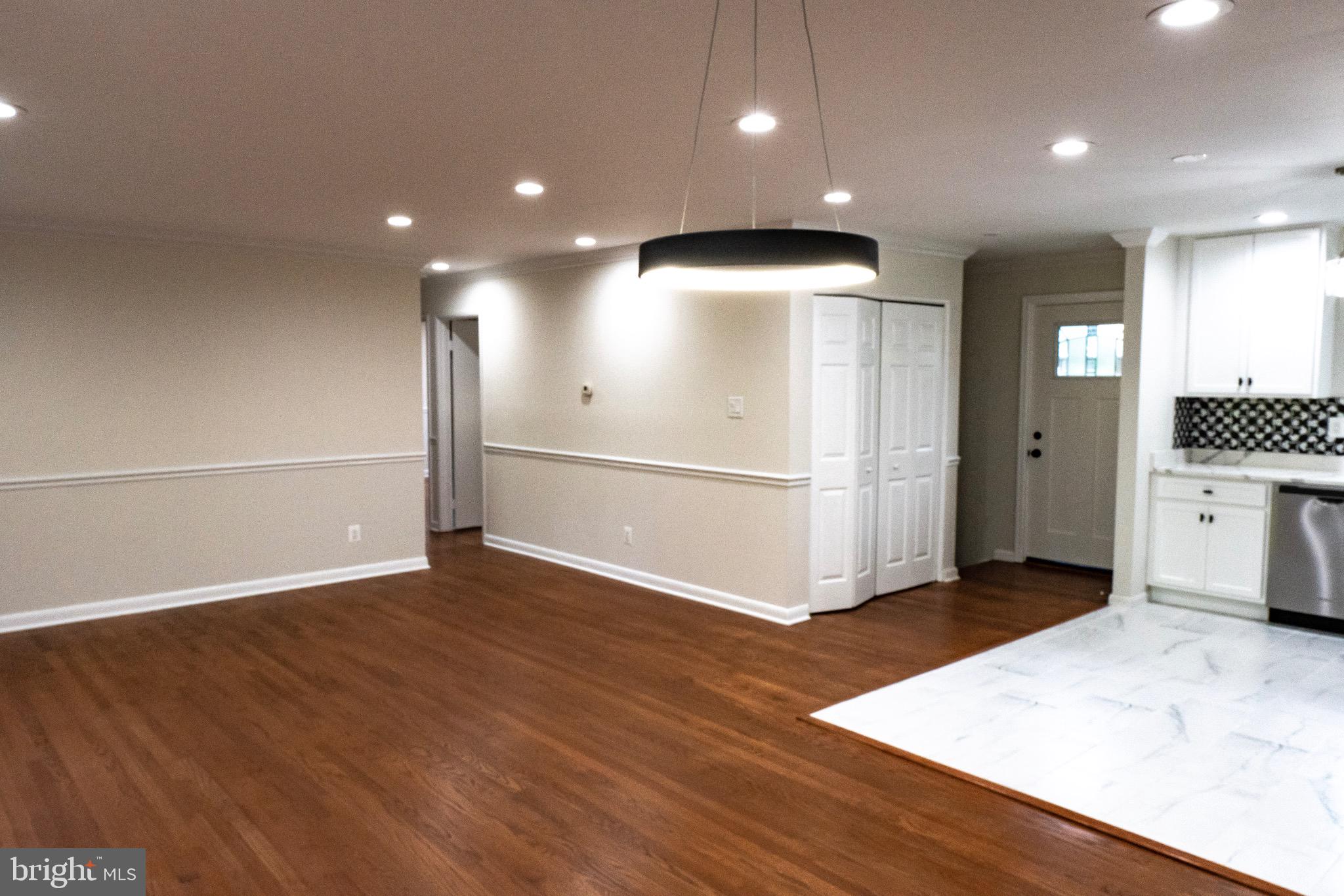 OAKVIEW - Residential Lease