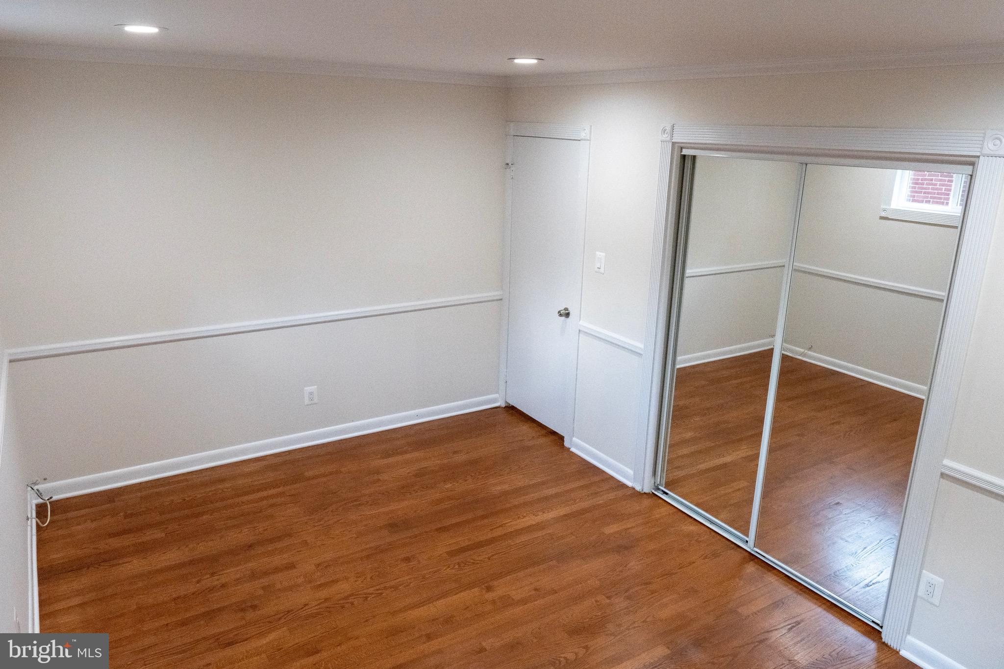 OAKVIEW - Residential Lease