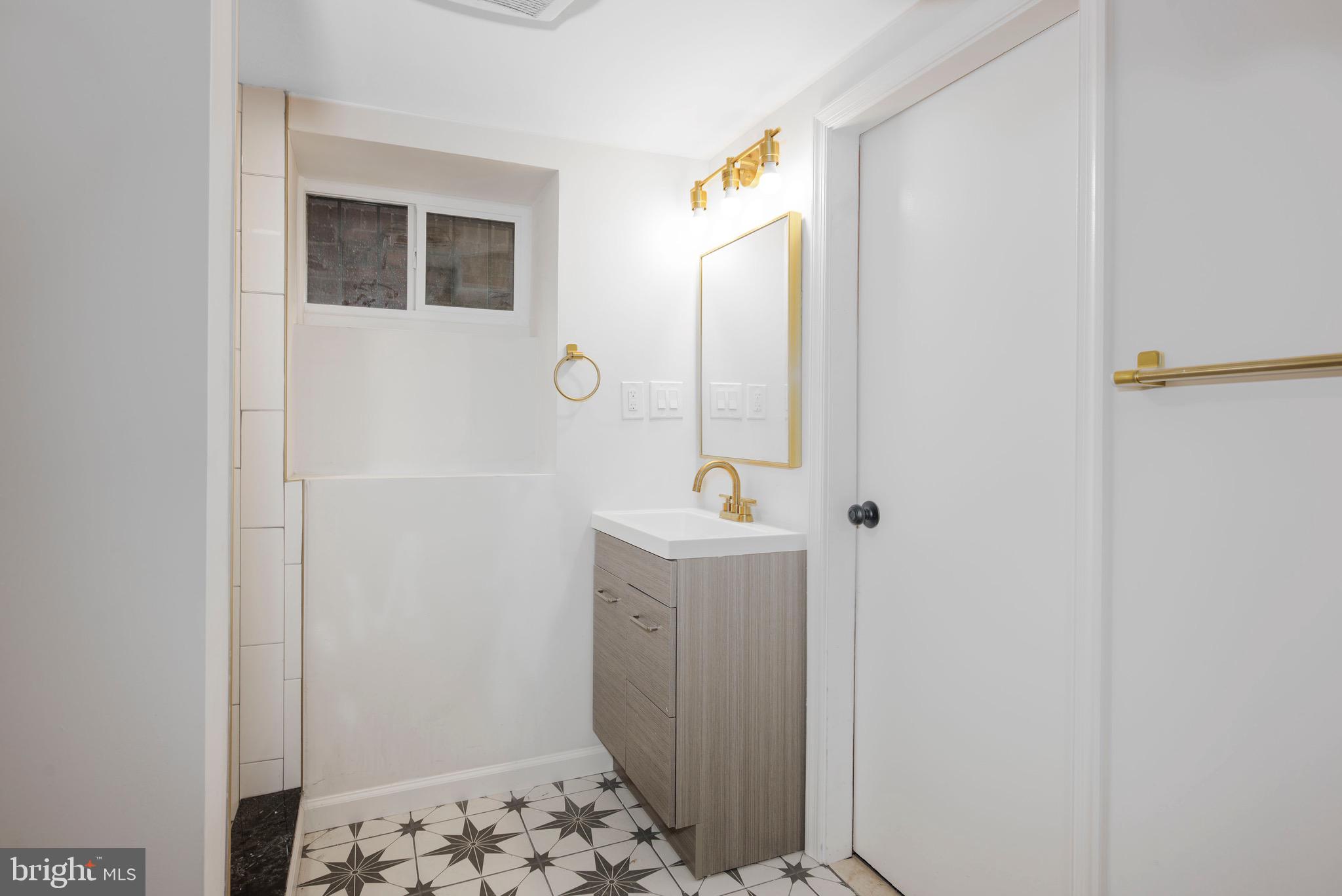 HILLCREST HEIGHTS - Residential