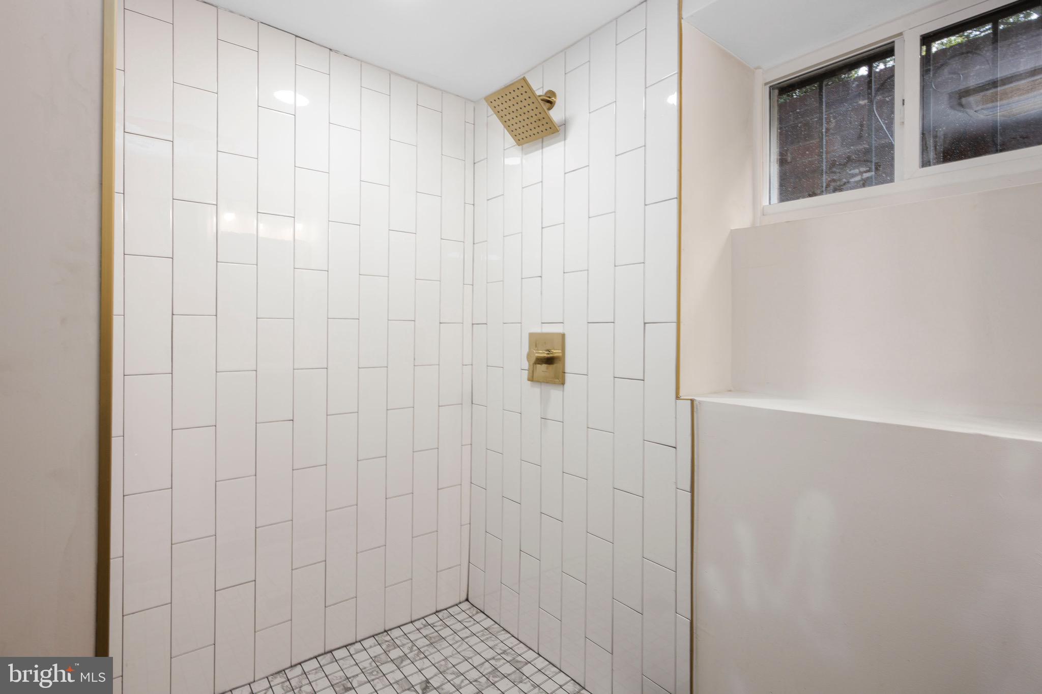 HILLCREST HEIGHTS - Residential