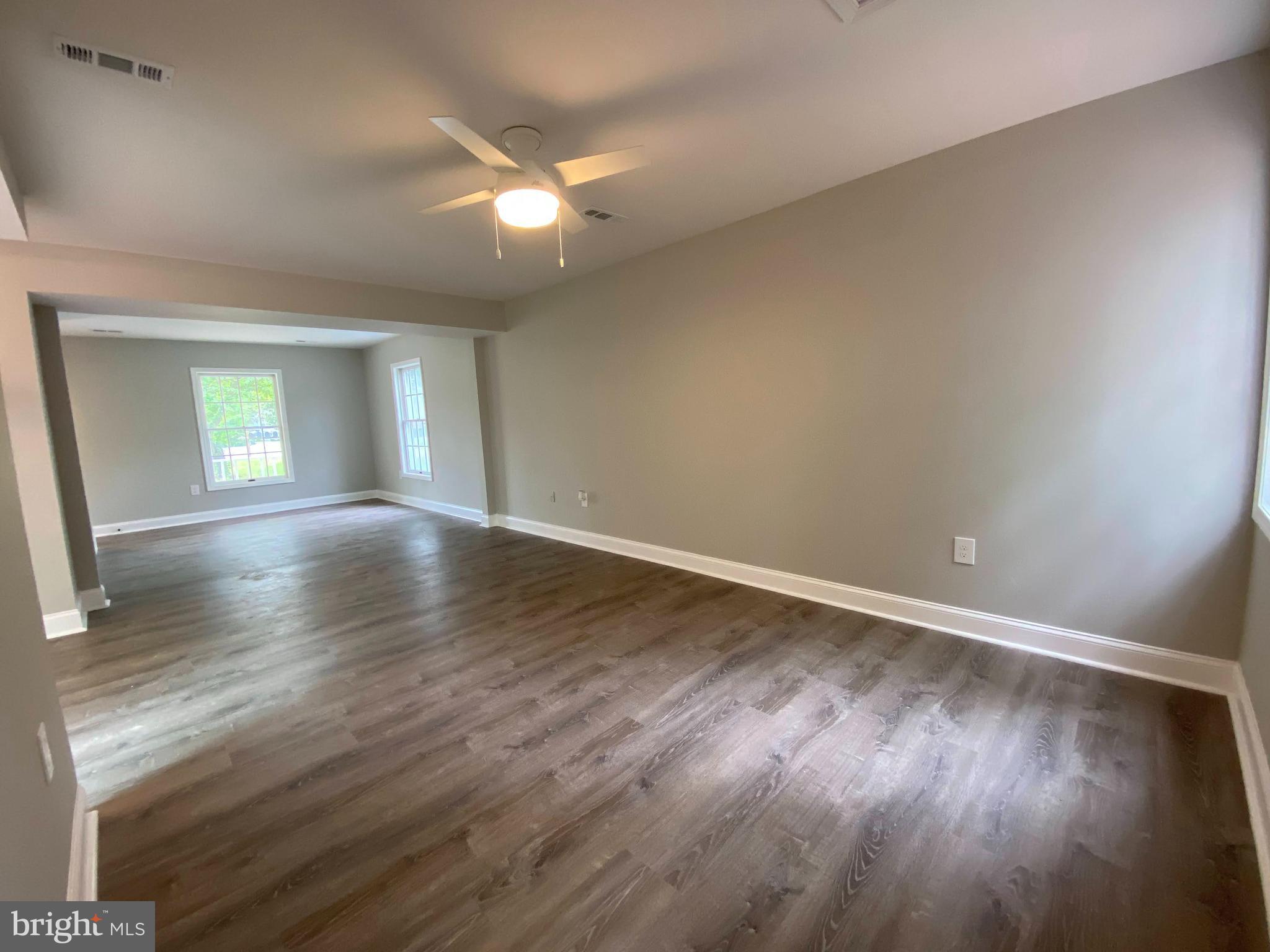 HAMPSHIRE - Residential