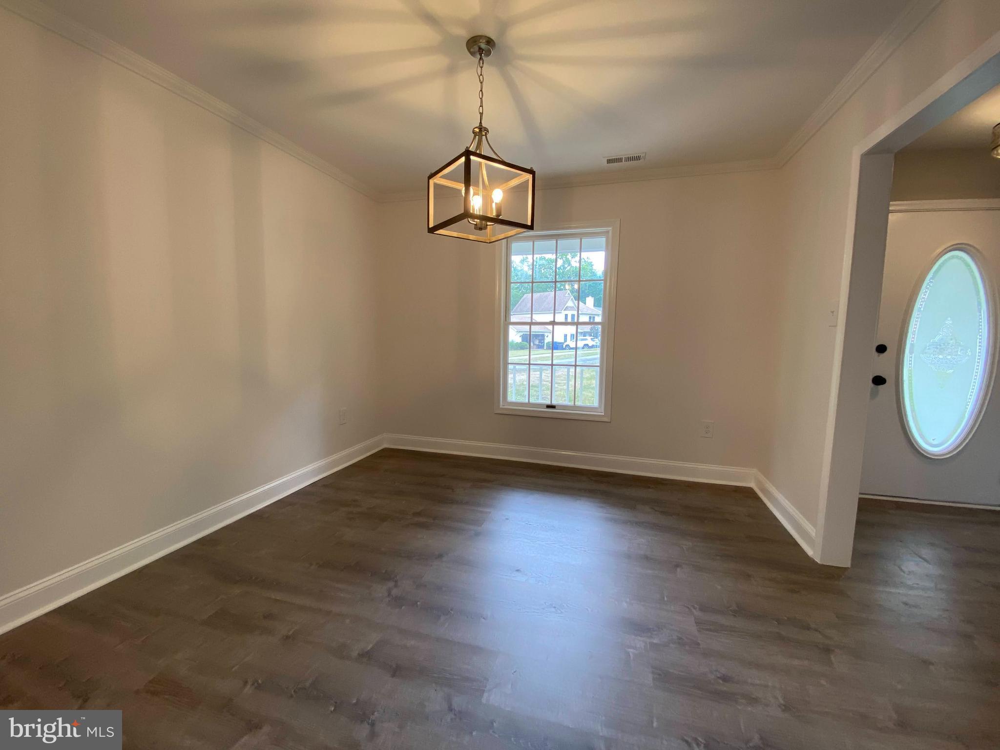 HAMPSHIRE - Residential