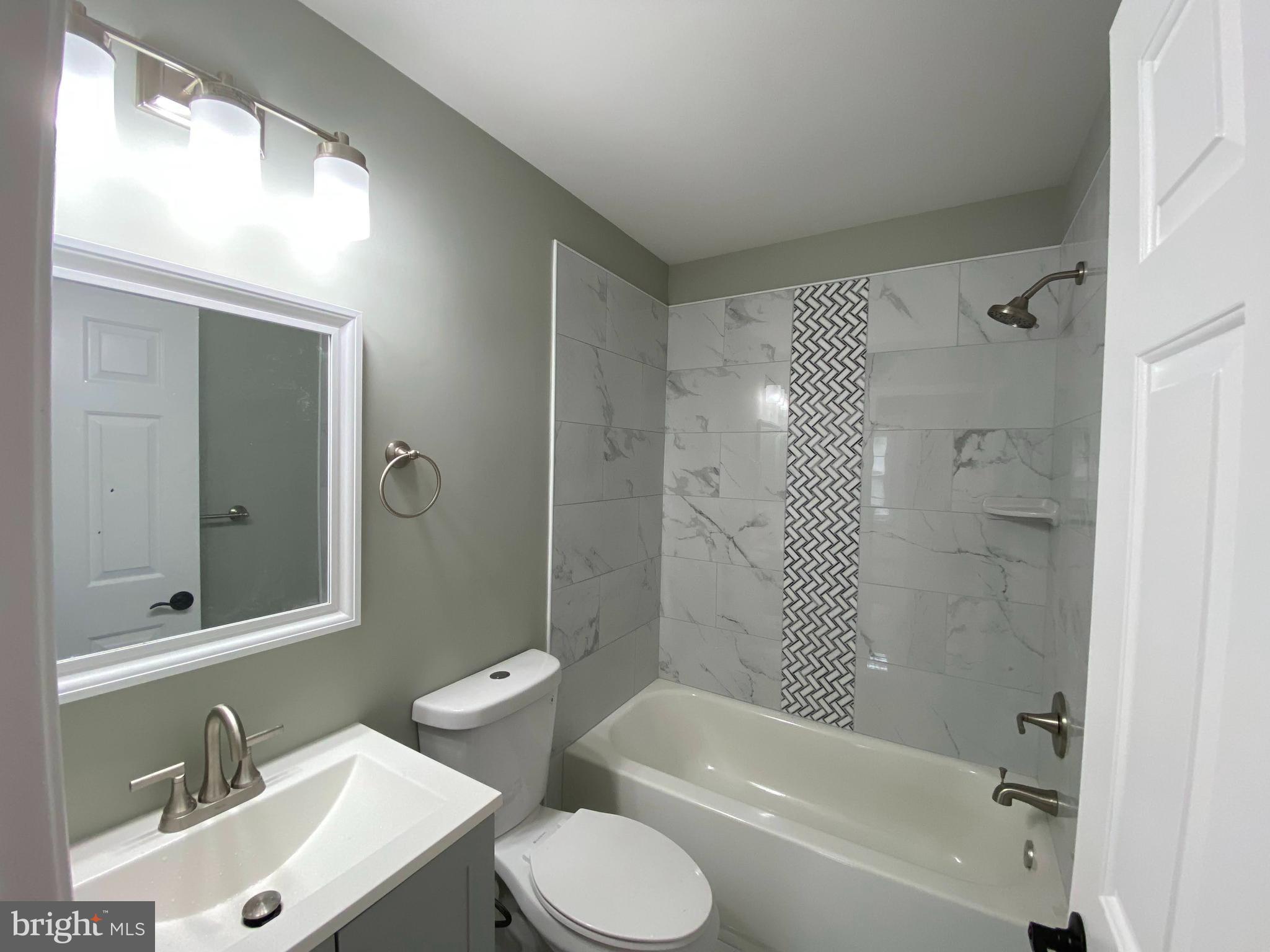 HAMPSHIRE - Residential