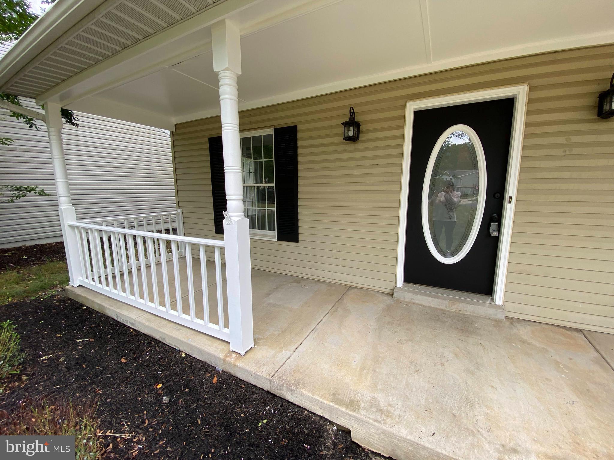 HAMPSHIRE - Residential